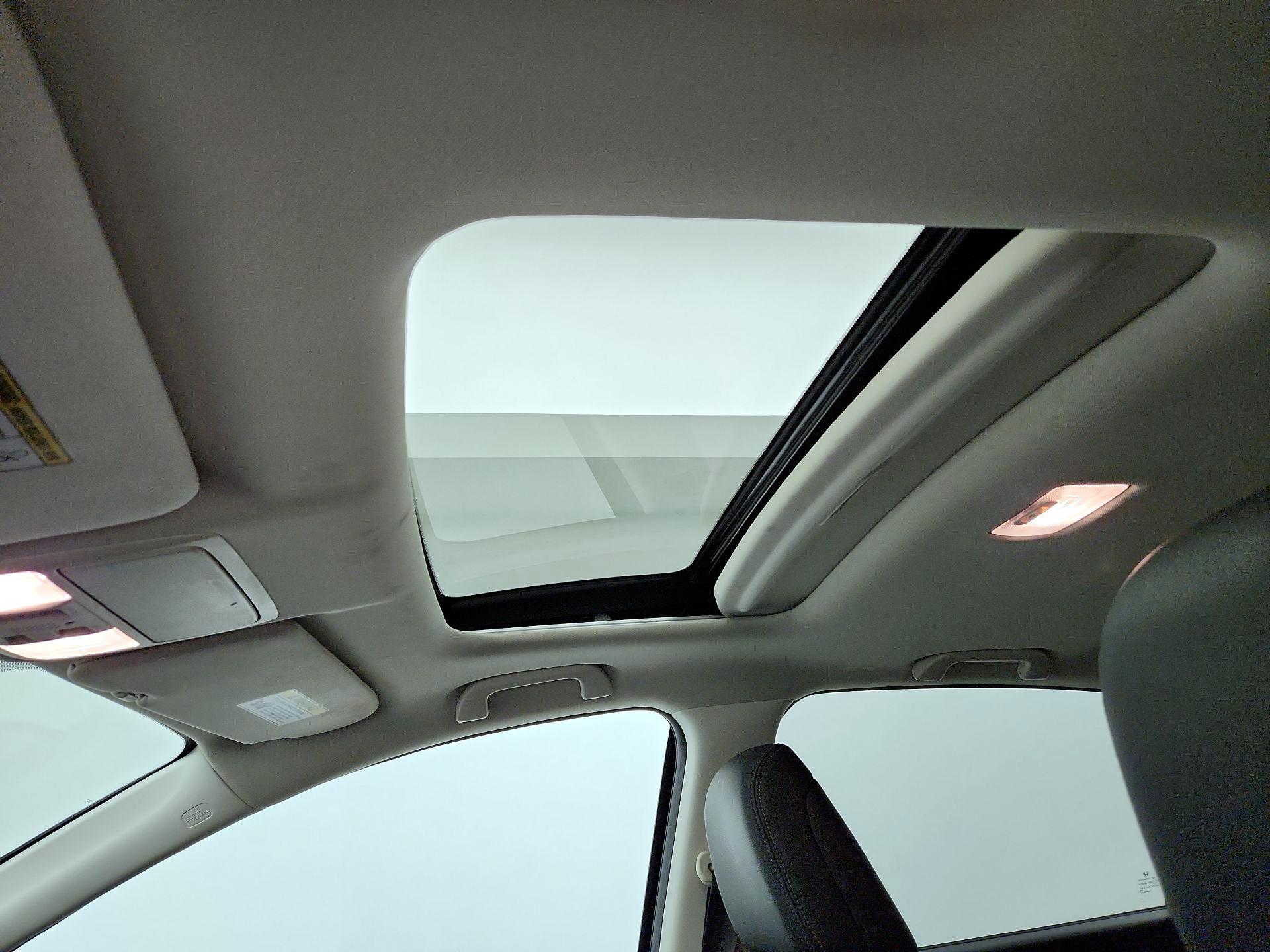 Thumbnail: 2016 Honda CR-V - 19
