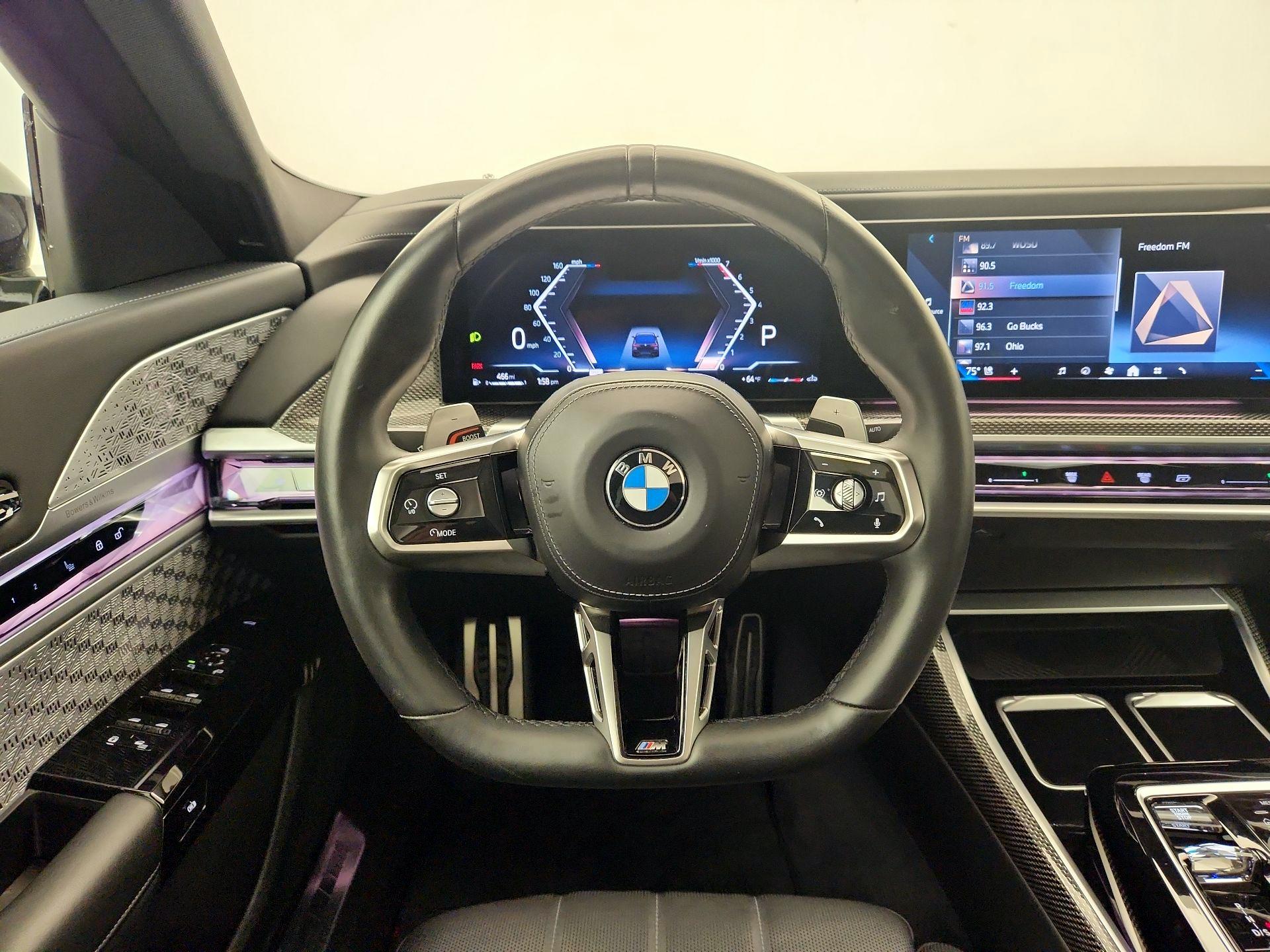 Thumbnail: 2023 BMW 7 Series - 10