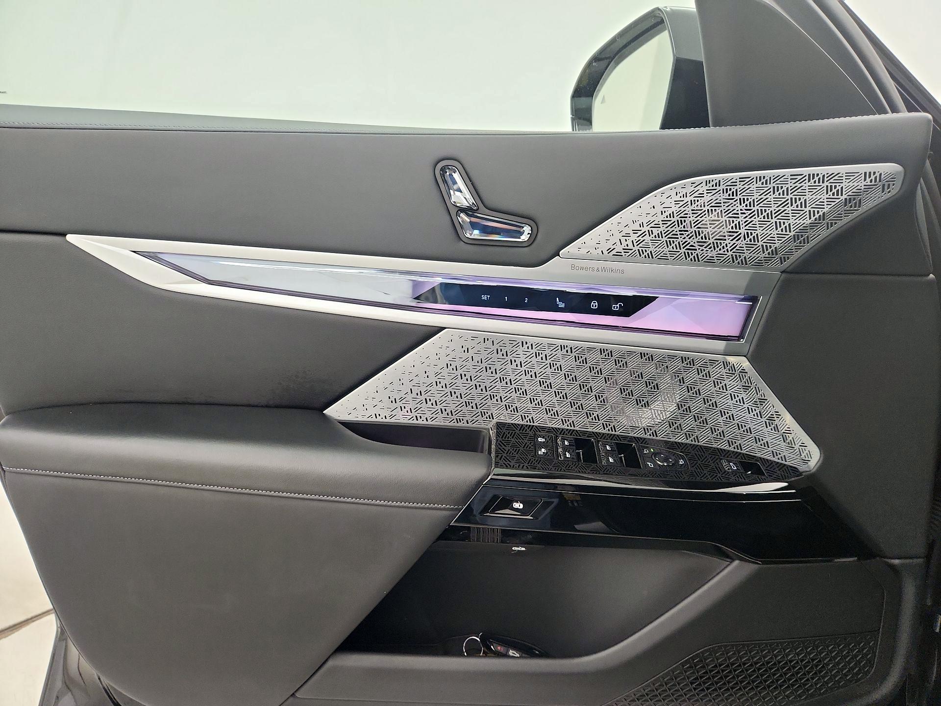 Thumbnail: 2023 BMW 7 Series - 12