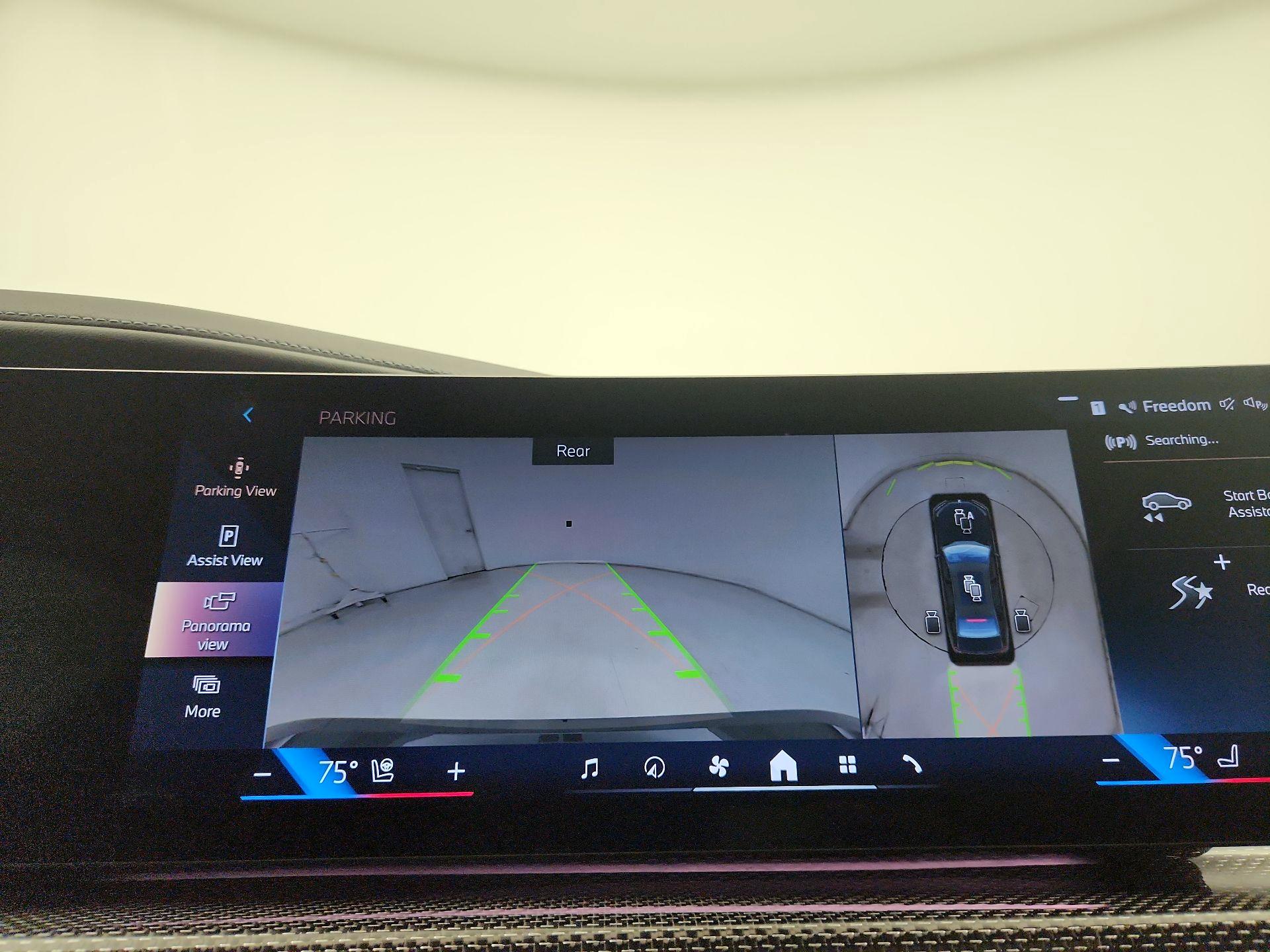 Thumbnail: 2023 BMW 7 Series - 15