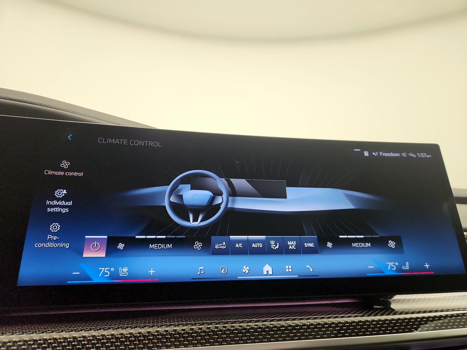 Thumbnail: 2023 BMW 7 Series - 17