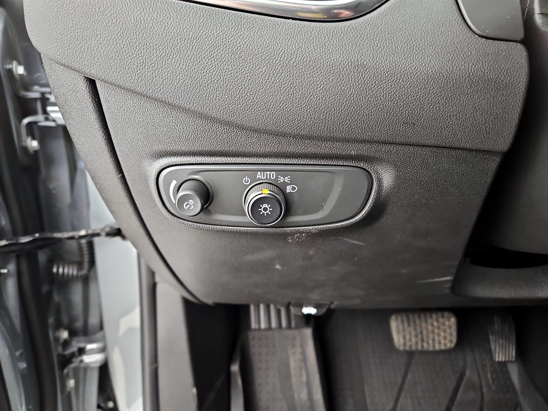 Thumbnail: 2024 Chevrolet Equinox - 13