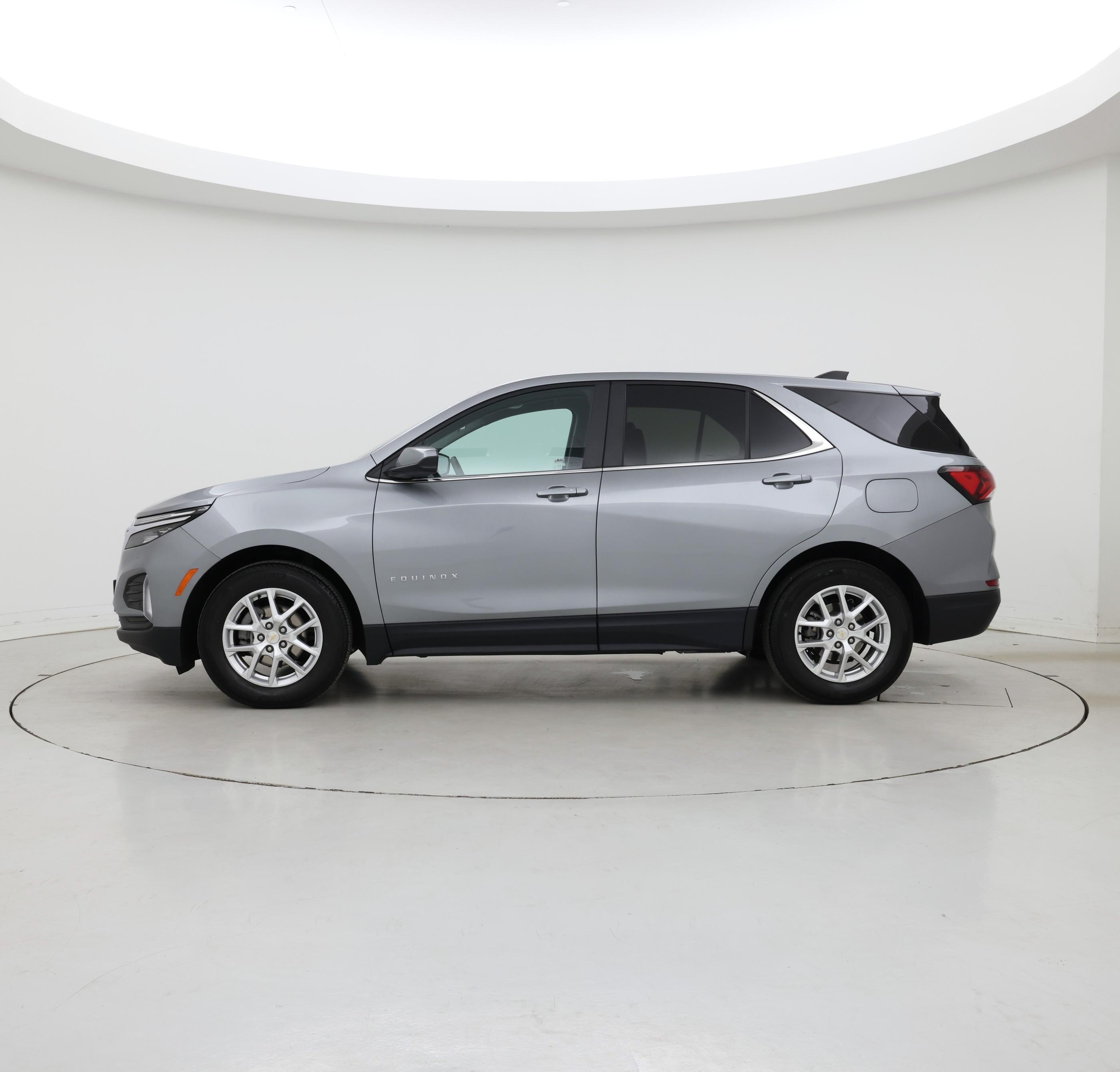 Thumbnail: 2024 Chevrolet Equinox - 3