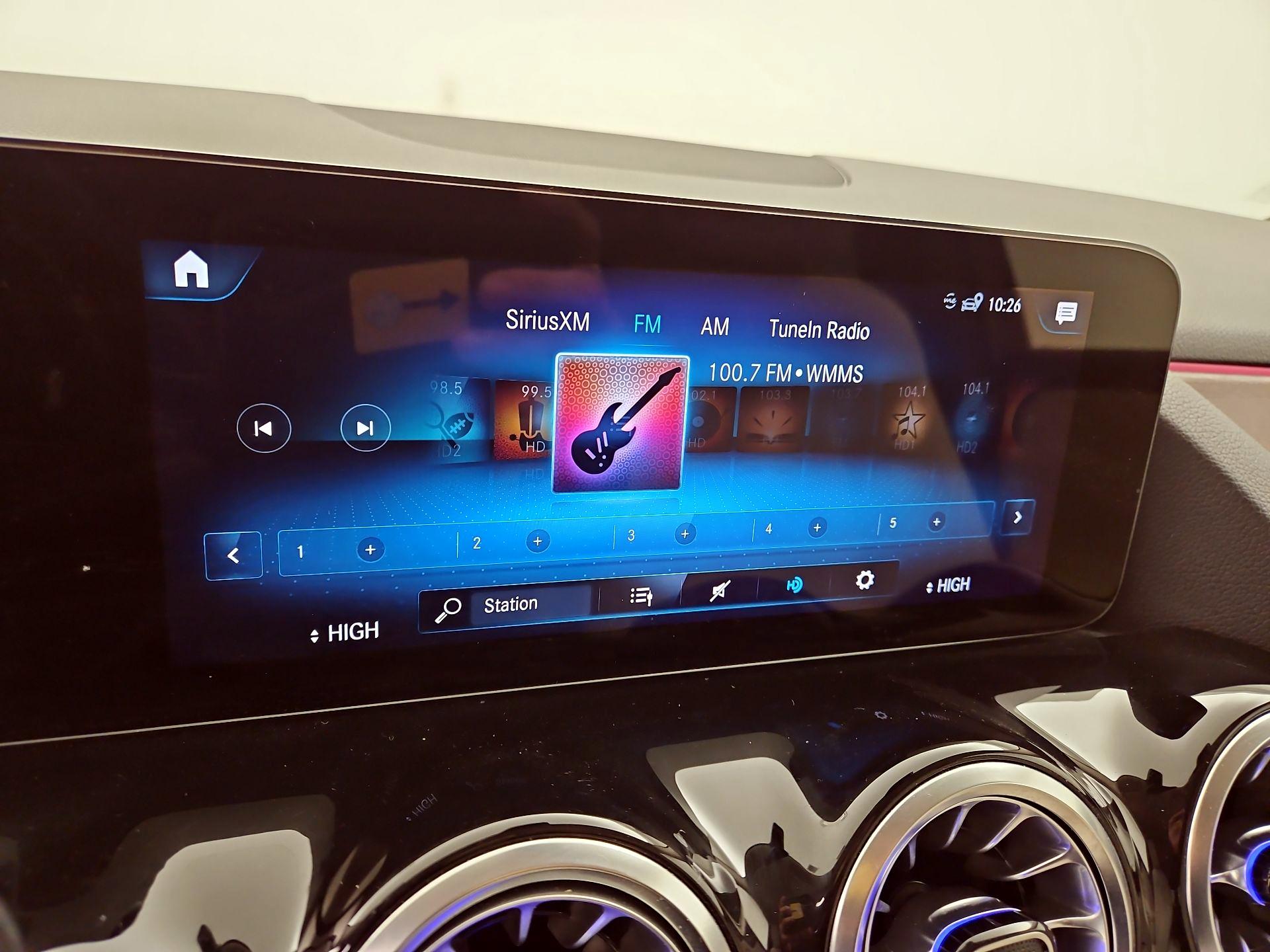 Thumbnail: 2023 Mercedes-Benz GLA - 15