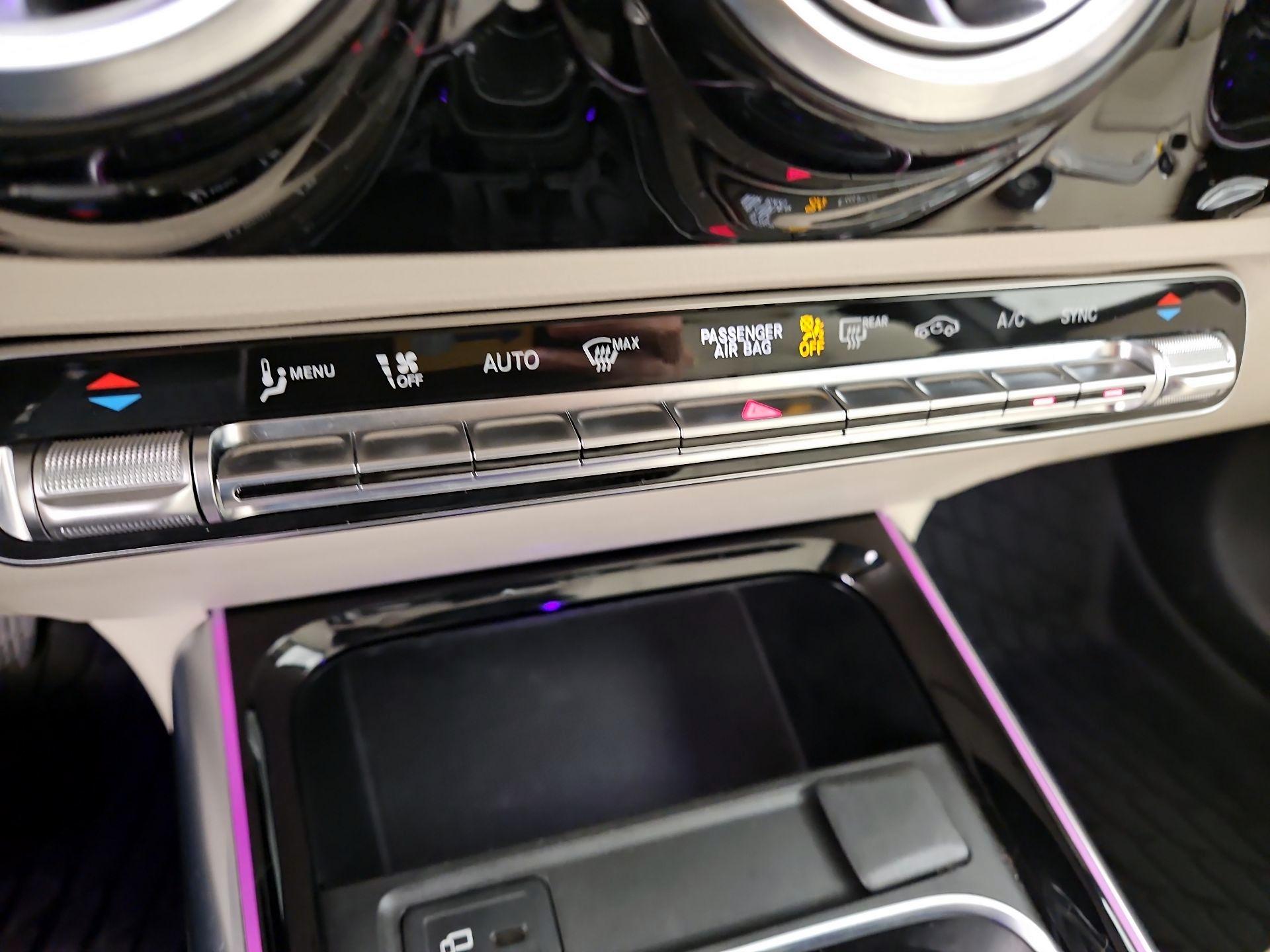 Thumbnail: 2023 Mercedes-Benz GLA - 16