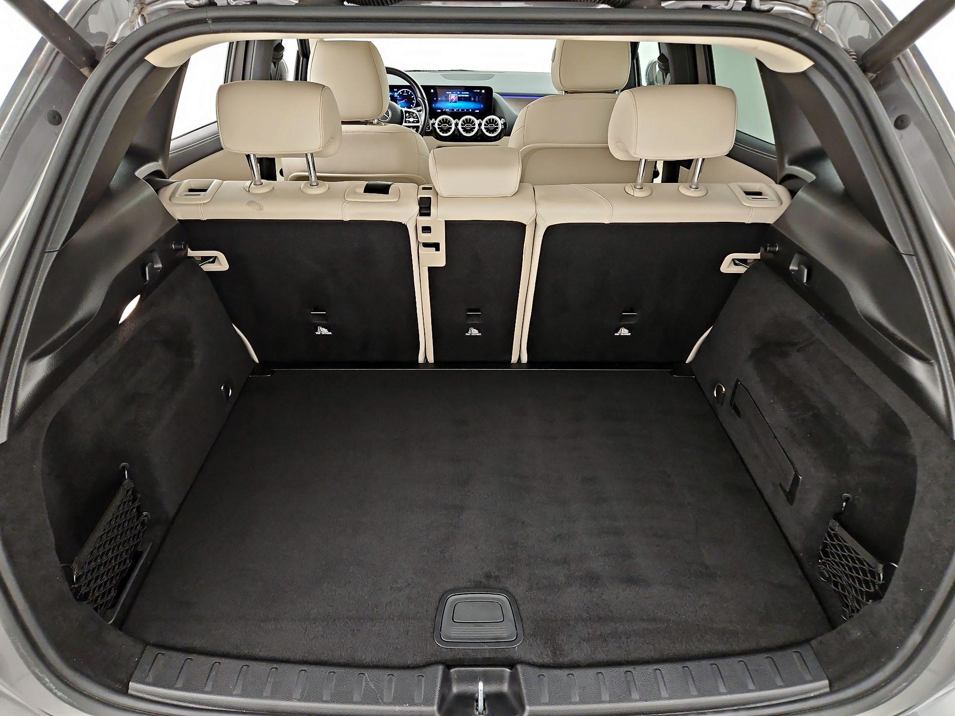 Thumbnail: 2023 Mercedes-Benz GLA - 20