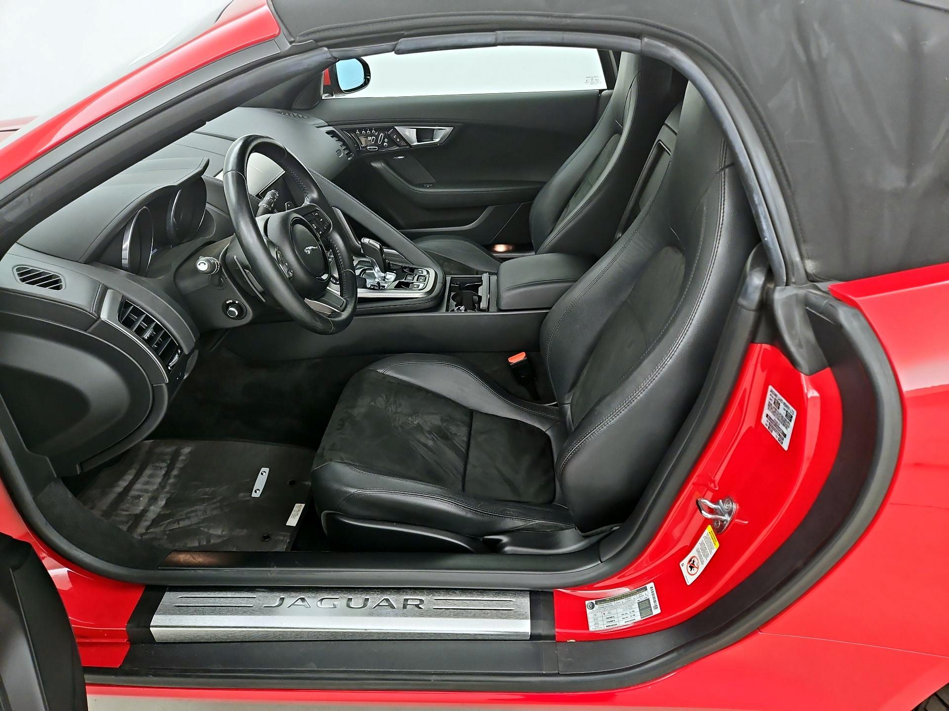 Thumbnail: 2016 Jaguar F-Type - 11