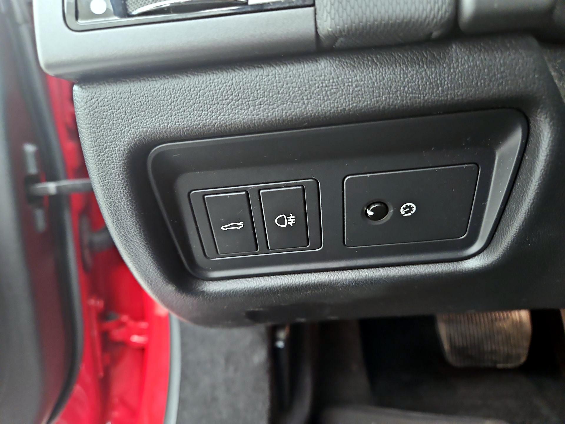 Thumbnail: 2016 Jaguar F-Type - 13