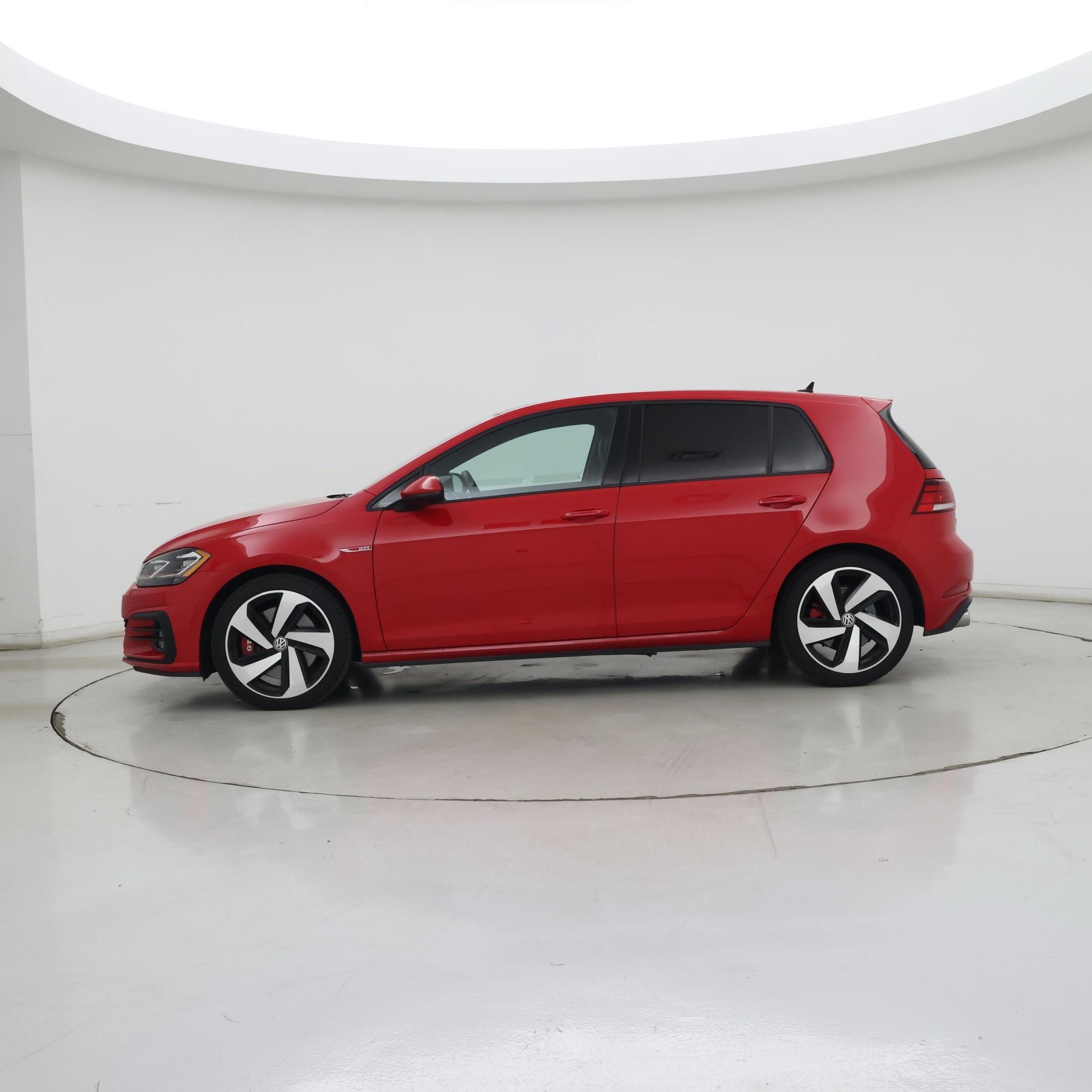 Thumbnail: 2020 Volkswagen Golf - 3