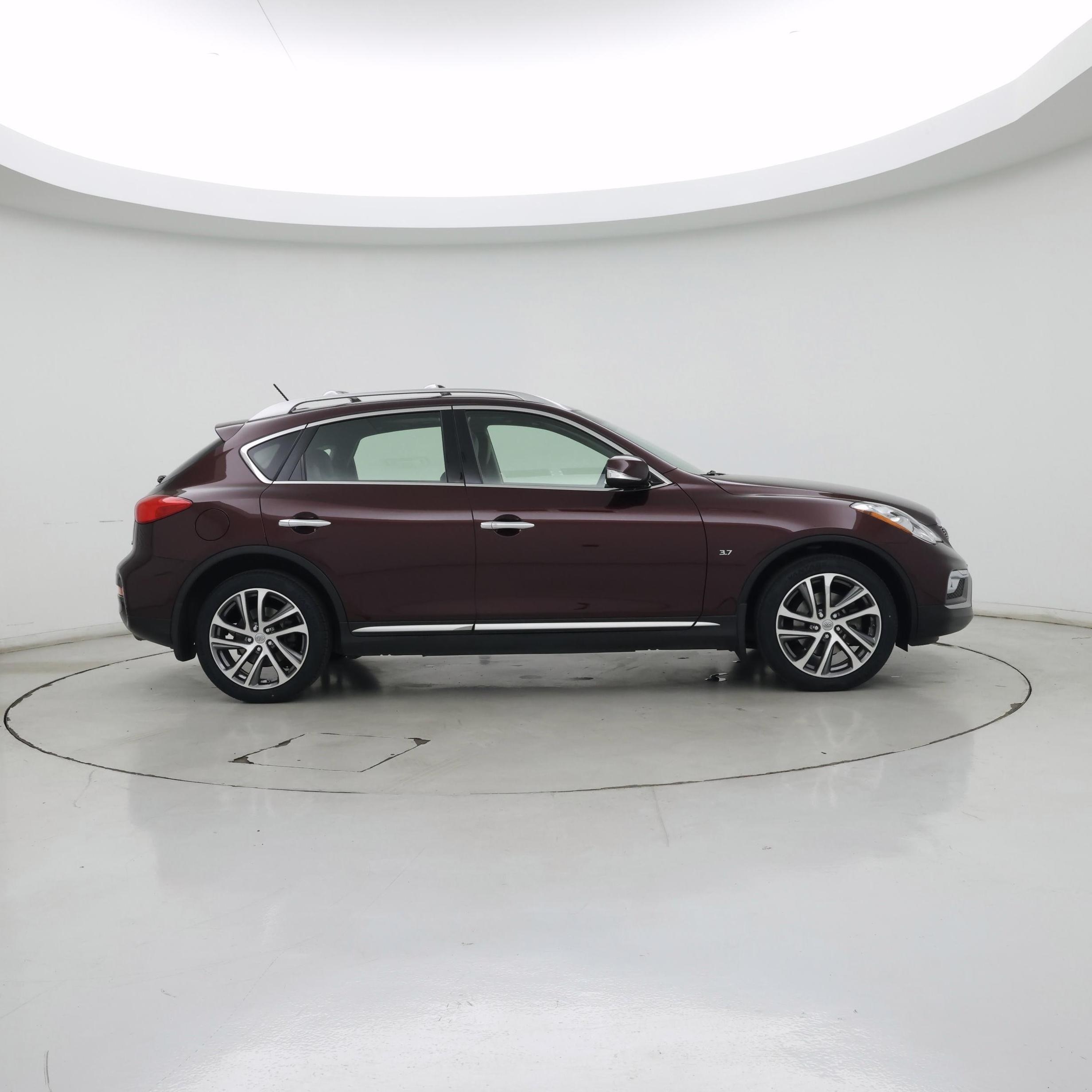 Thumbnail: 2017 INFINITI QX50 - 7
