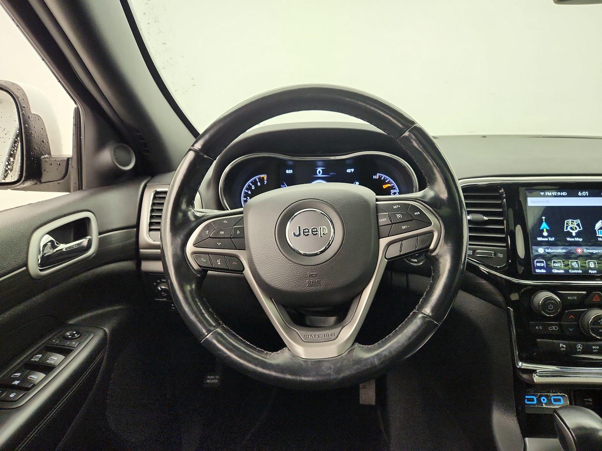 Thumbnail: 2020 Jeep Grand Cherokee - 10