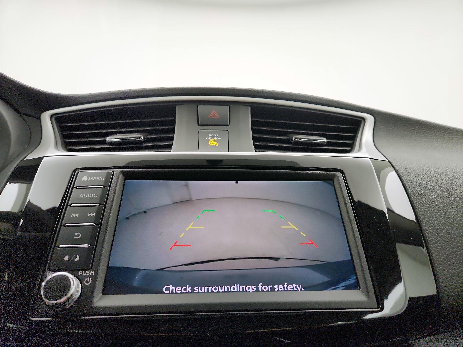 Thumbnail: 2019 Nissan Sentra - 14