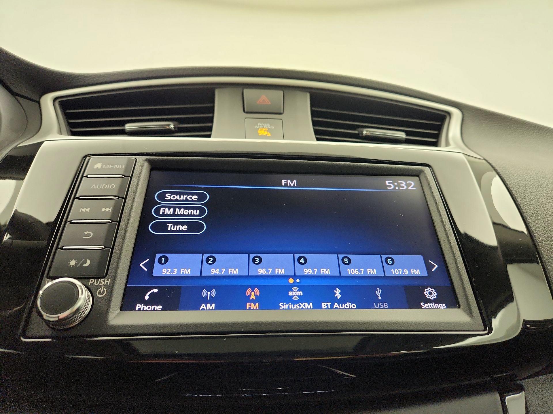 Thumbnail: 2019 Nissan Sentra - 15