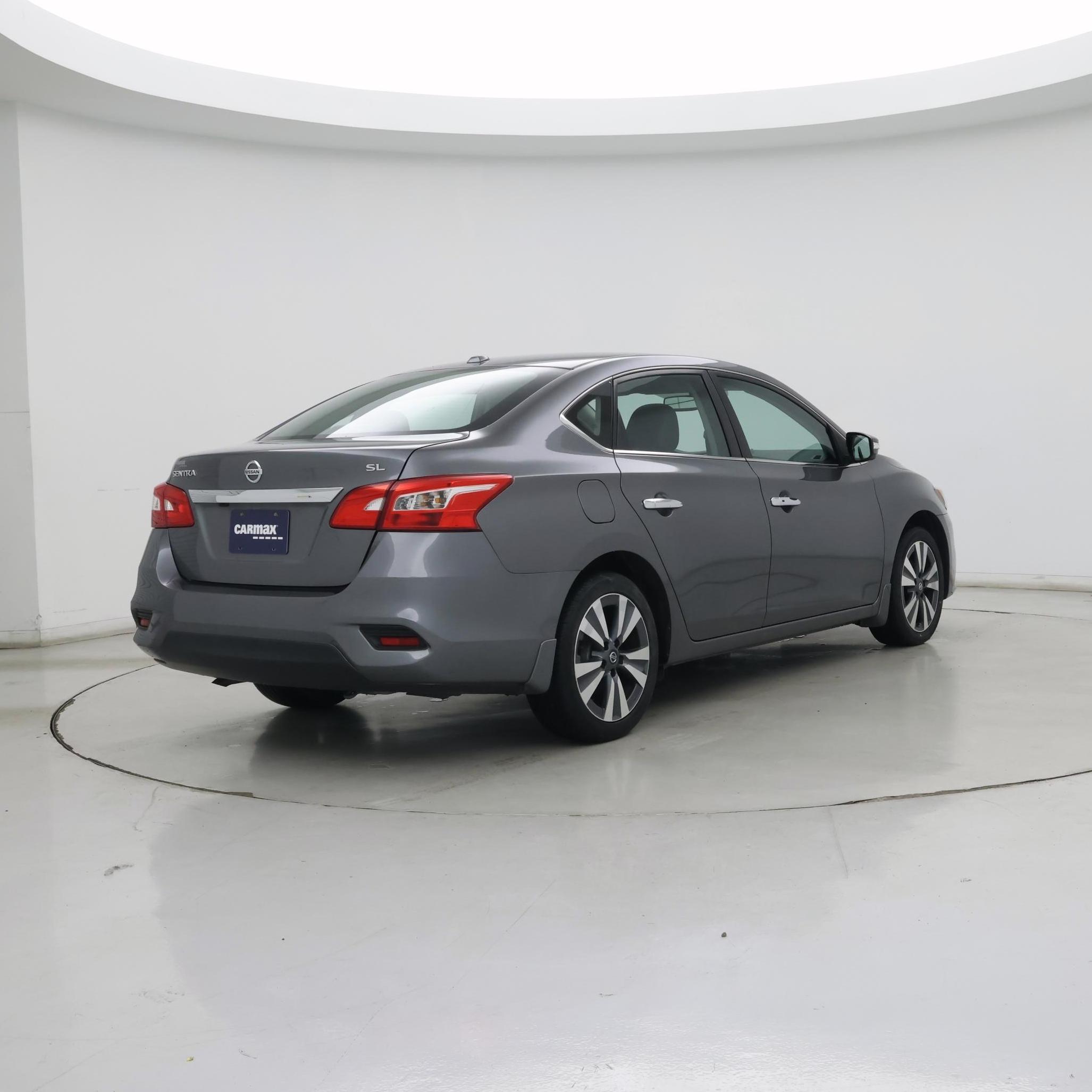 Thumbnail: 2019 Nissan Sentra - 8