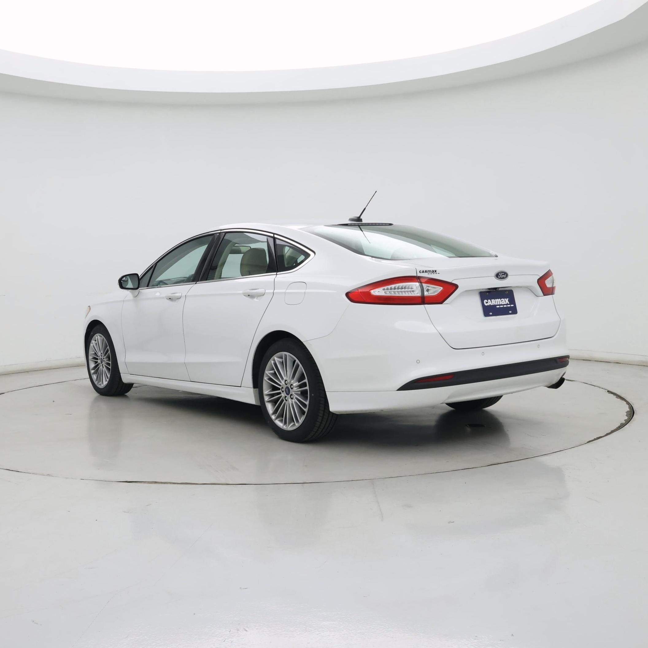 Thumbnail: 2014 Ford Fusion - 2