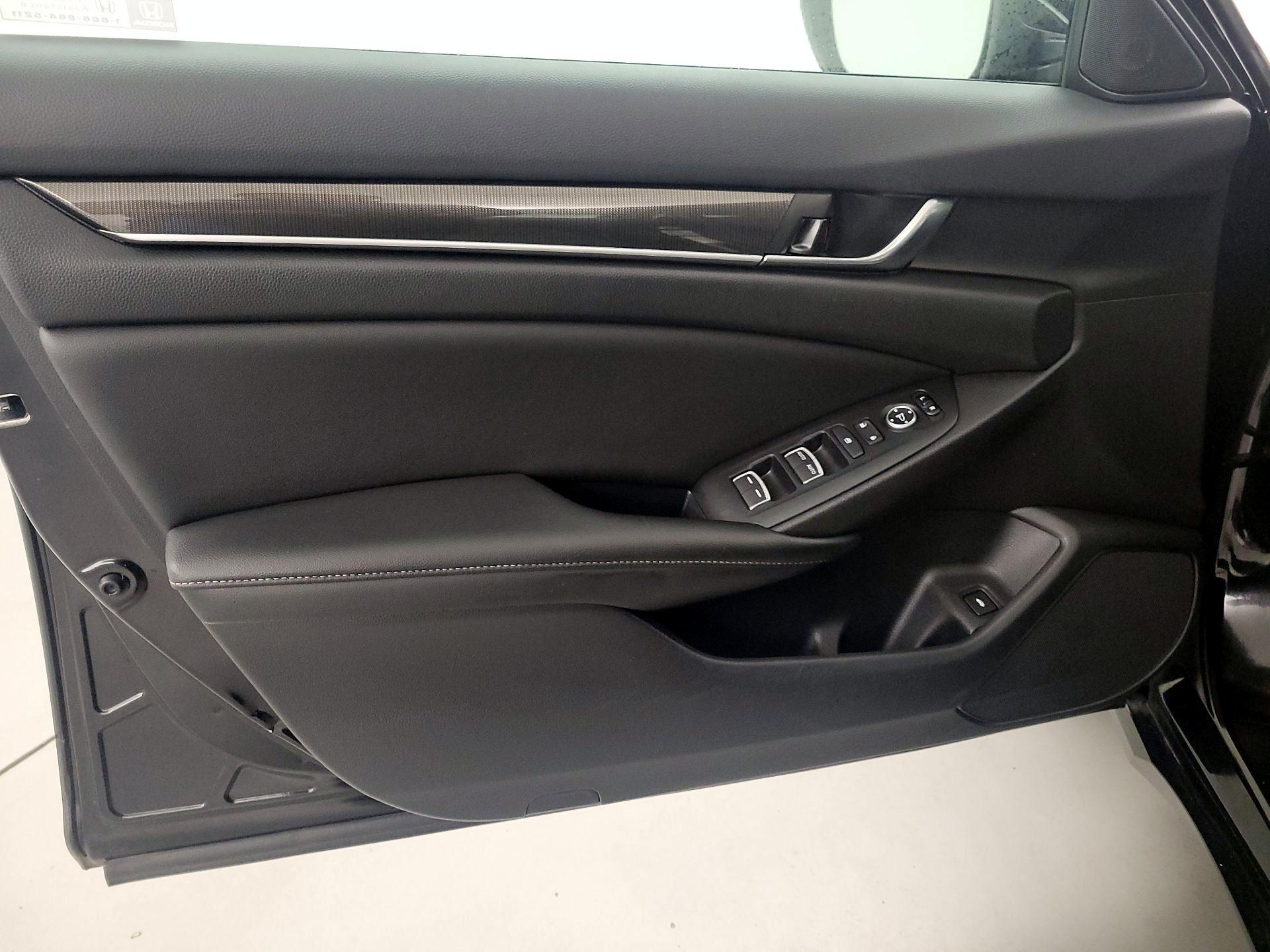 Thumbnail: 2022 Honda Accord - 12