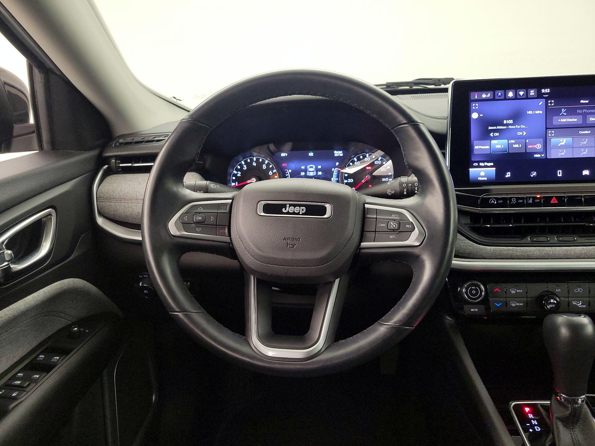 Thumbnail: 2022 Jeep Compass - 10