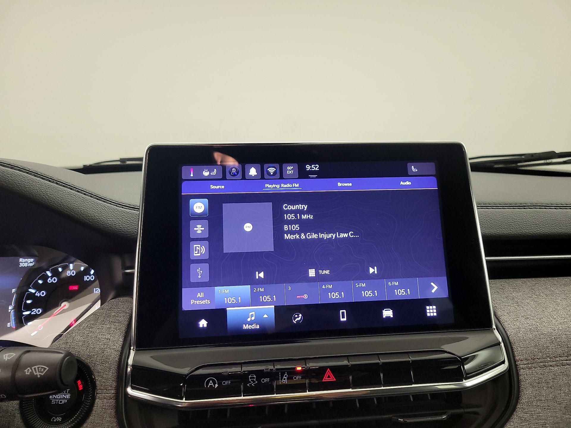 Thumbnail: 2022 Jeep Compass - 15