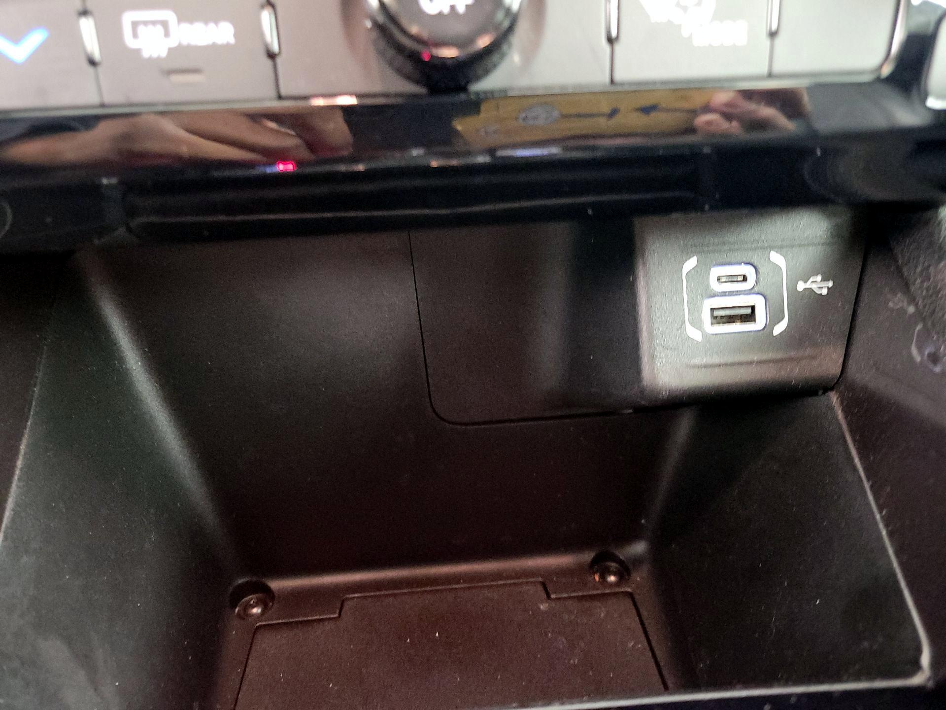 Thumbnail: 2022 Jeep Compass - 18