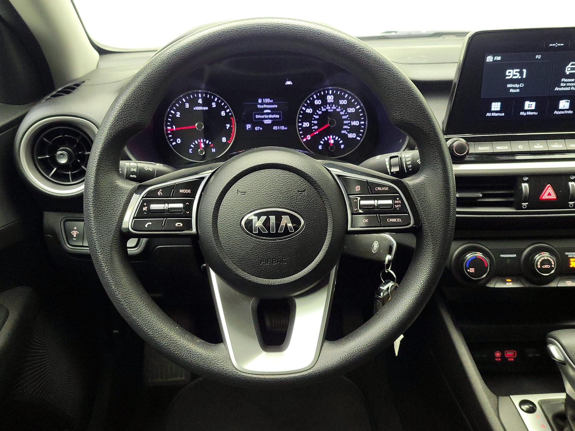 Thumbnail: 2021 Kia Forte - 10