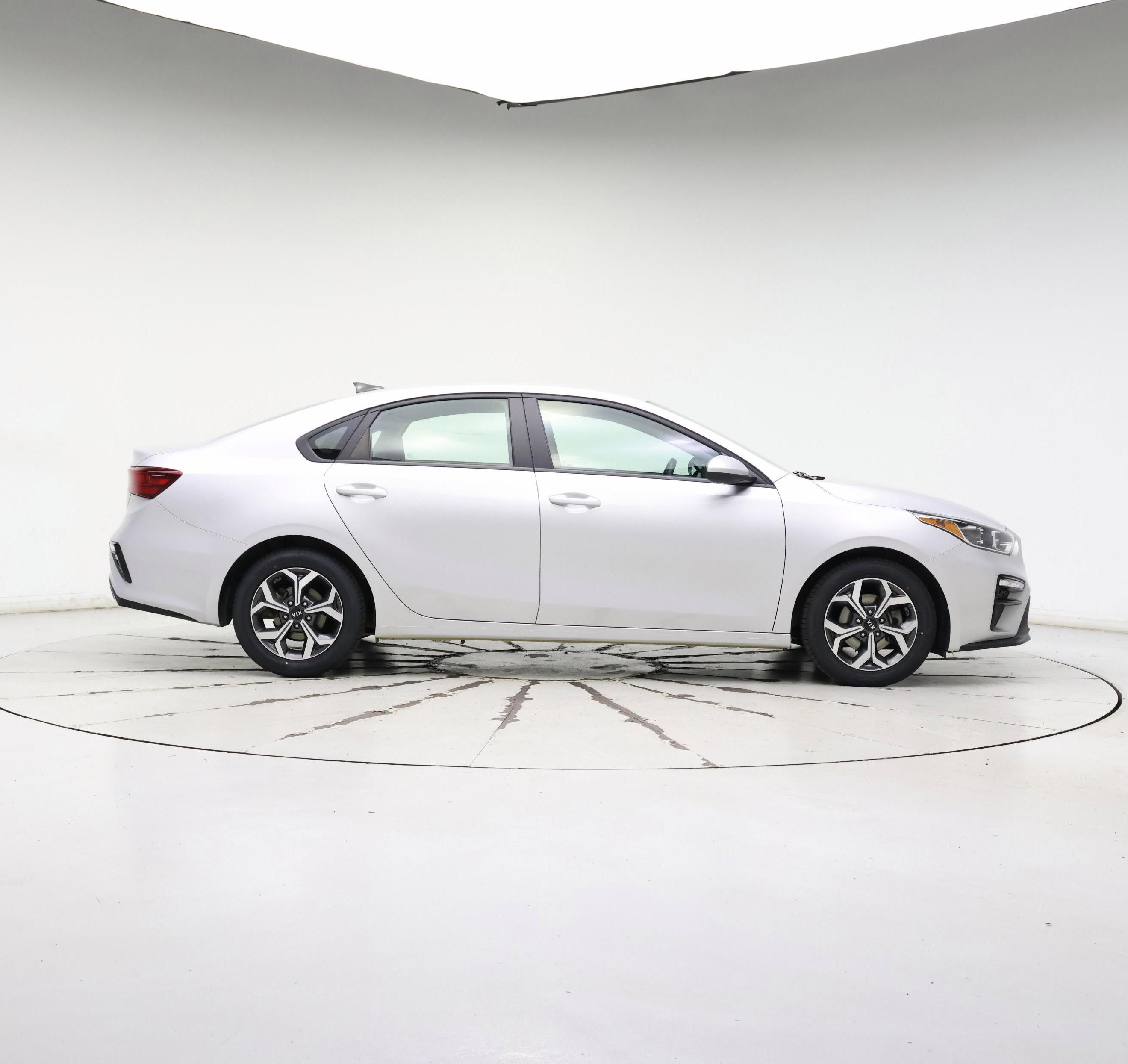 Thumbnail: 2021 Kia Forte - 7