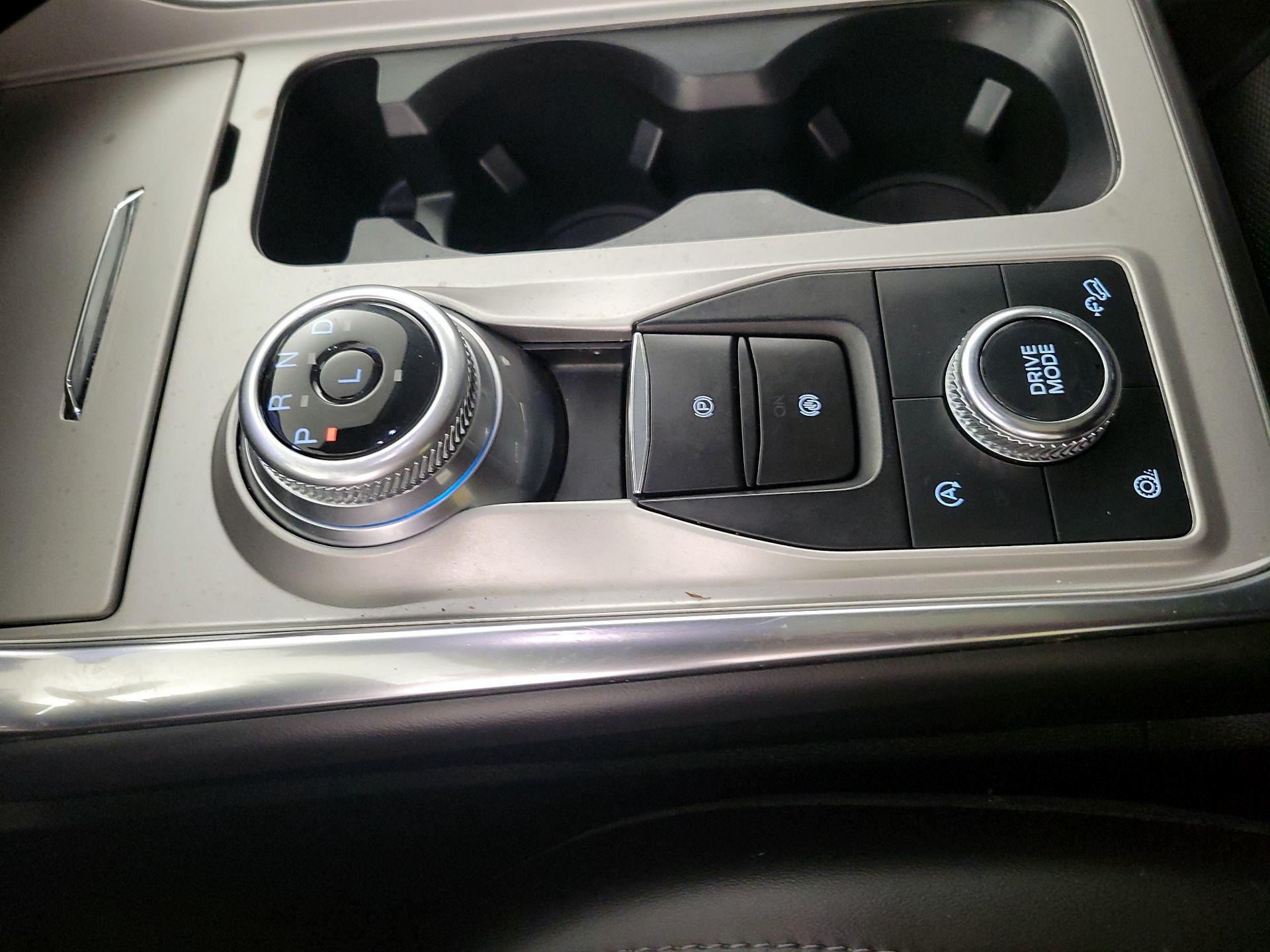 Thumbnail: 2023 Ford Explorer - 17