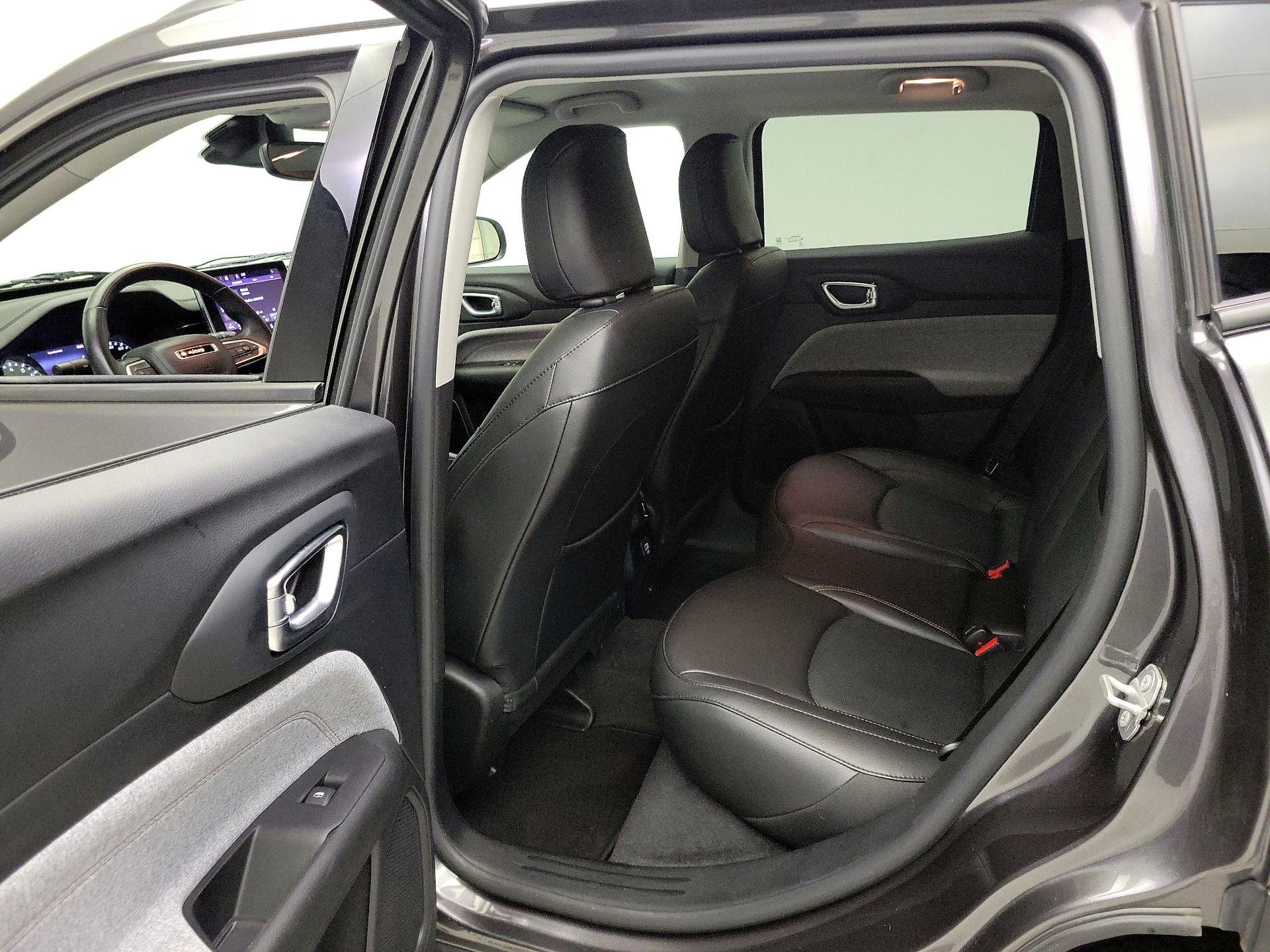 Thumbnail: 2022 Jeep Compass - 18