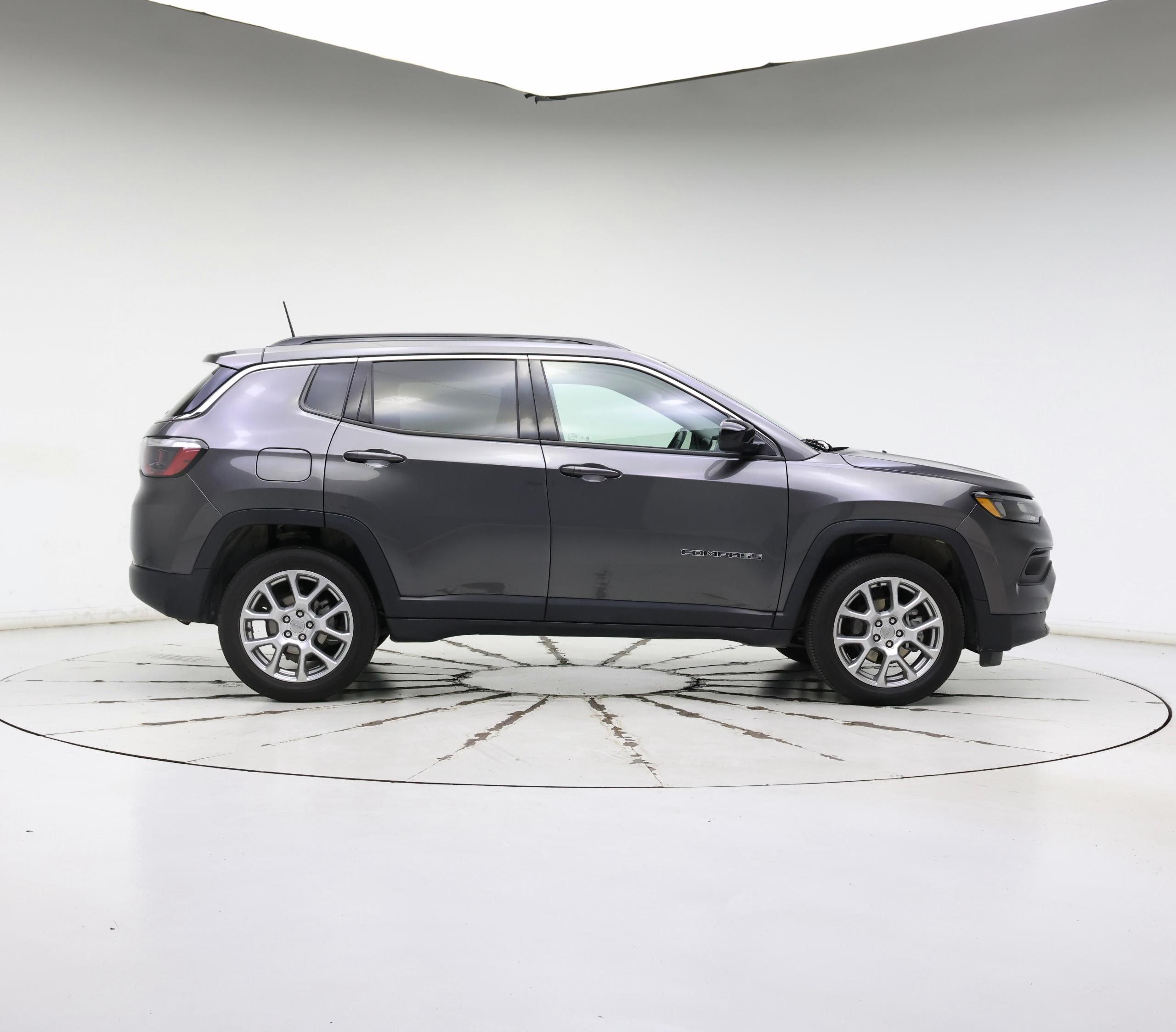 Thumbnail: 2022 Jeep Compass - 7
