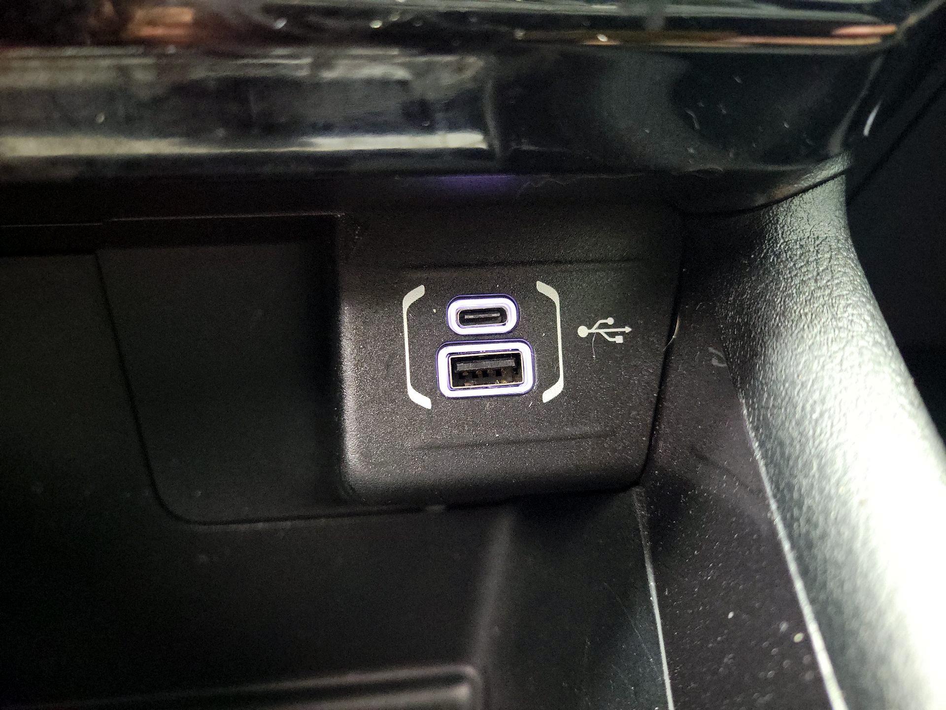 Thumbnail: 2022 Jeep Compass - 18