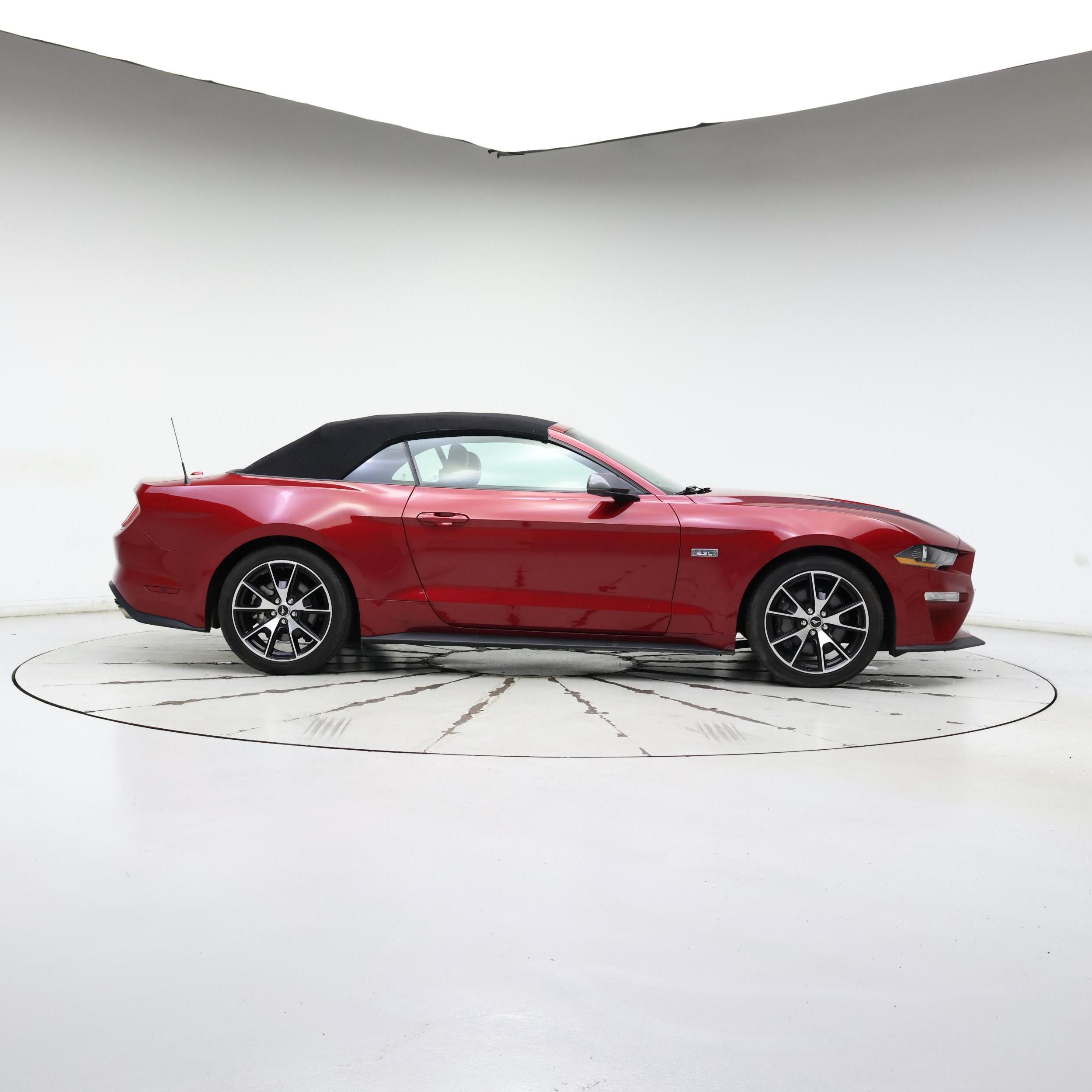 Thumbnail: 2022 Ford Mustang - 7