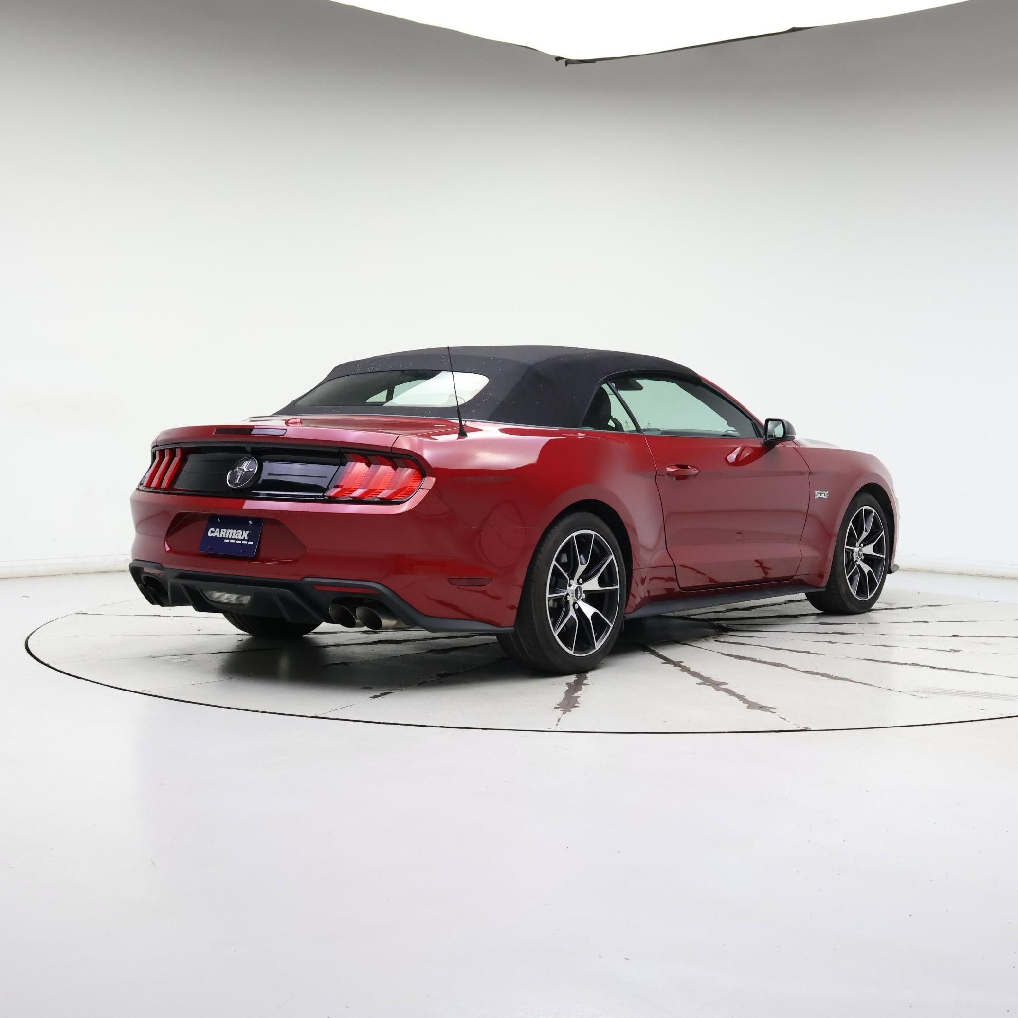 Thumbnail: 2022 Ford Mustang - 8