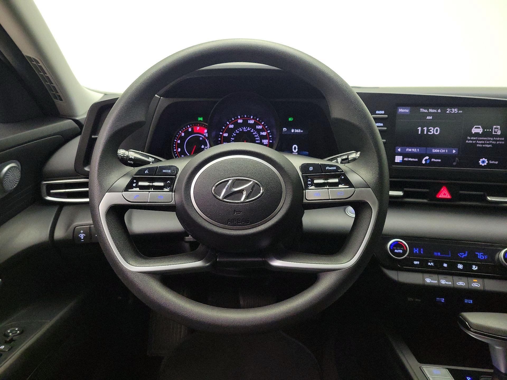 Thumbnail: 2023 Hyundai Elantra - 10