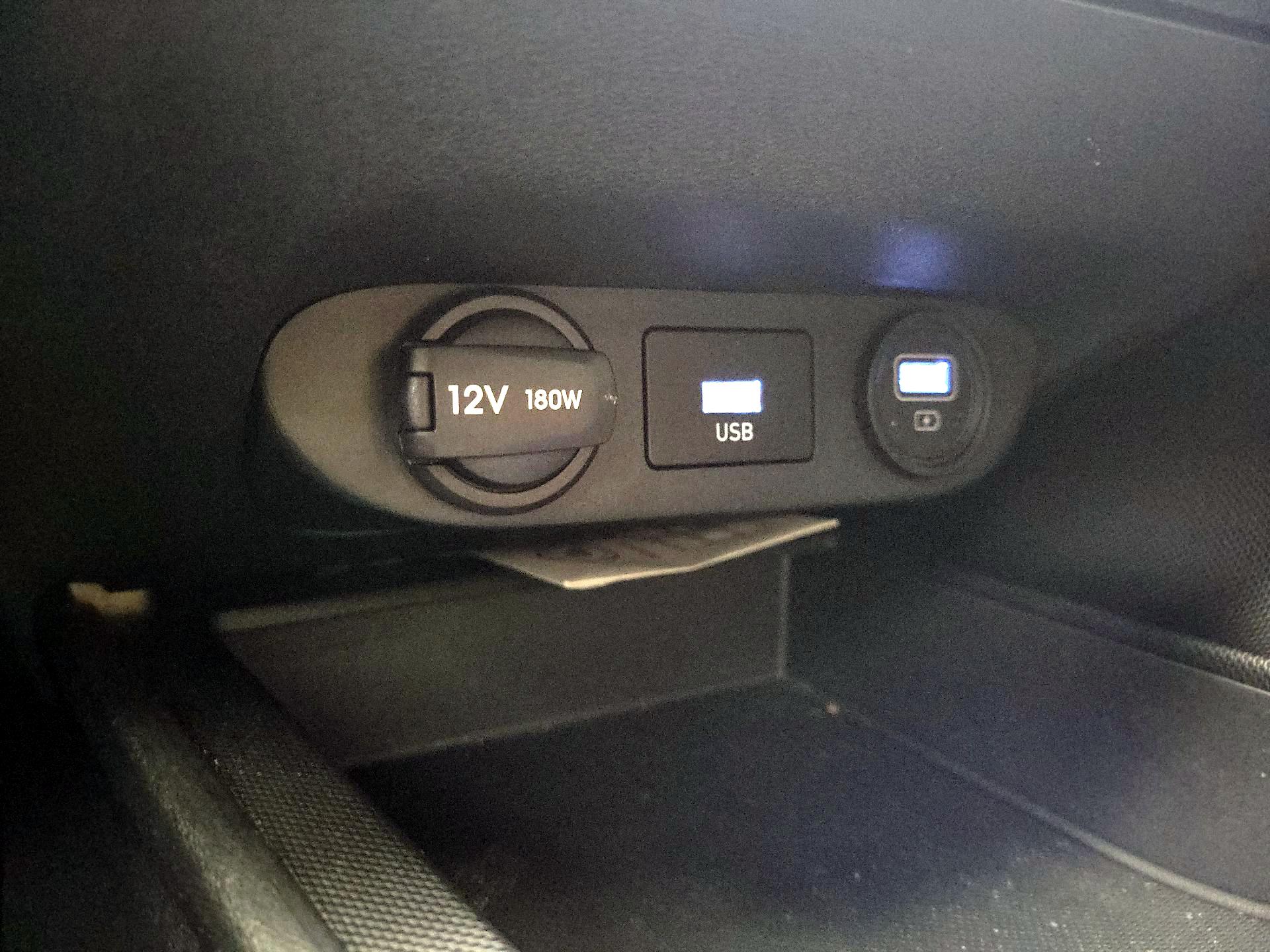 Thumbnail: 2023 Hyundai Elantra - 18