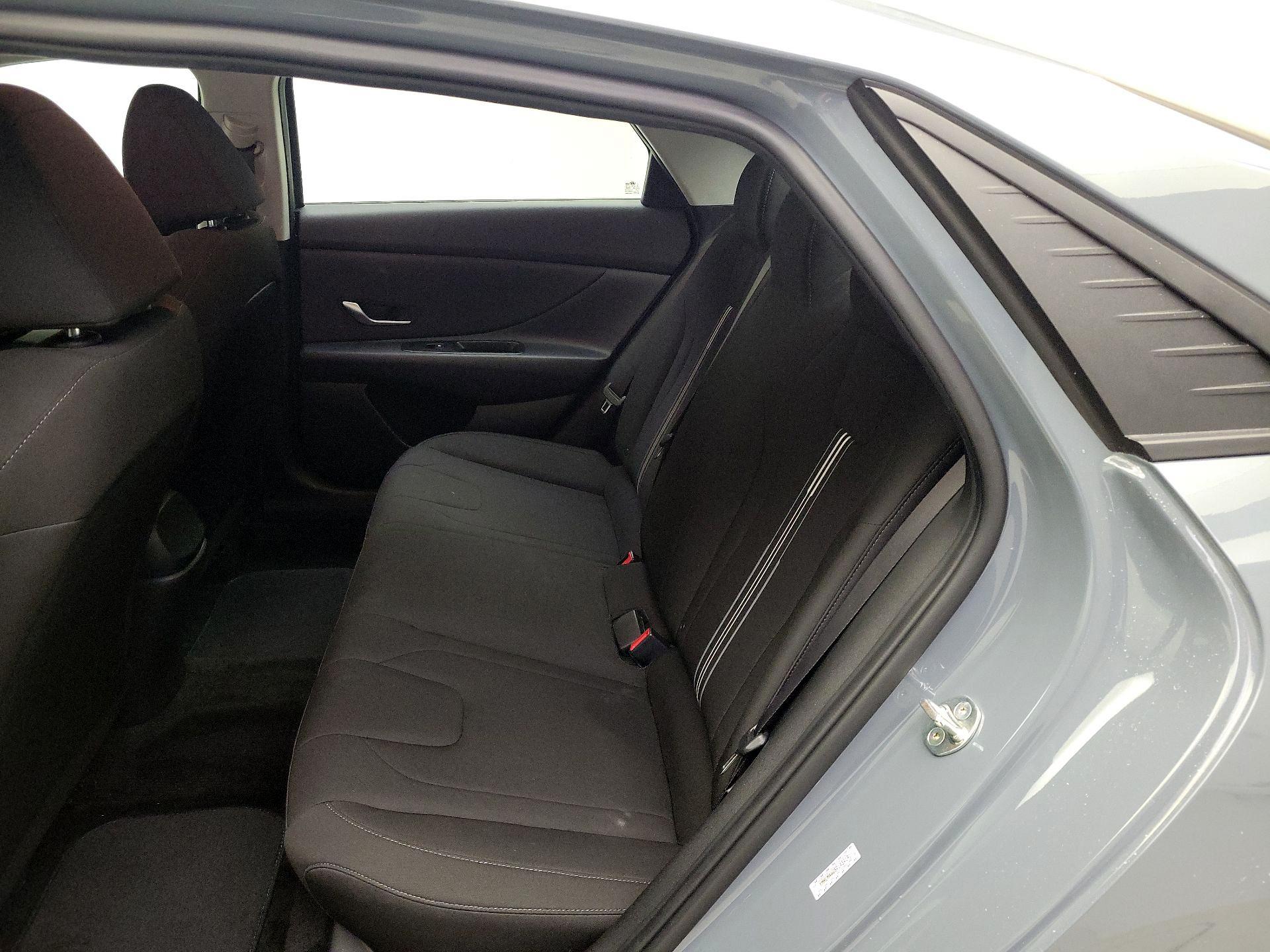 Thumbnail: 2023 Hyundai Elantra - 19