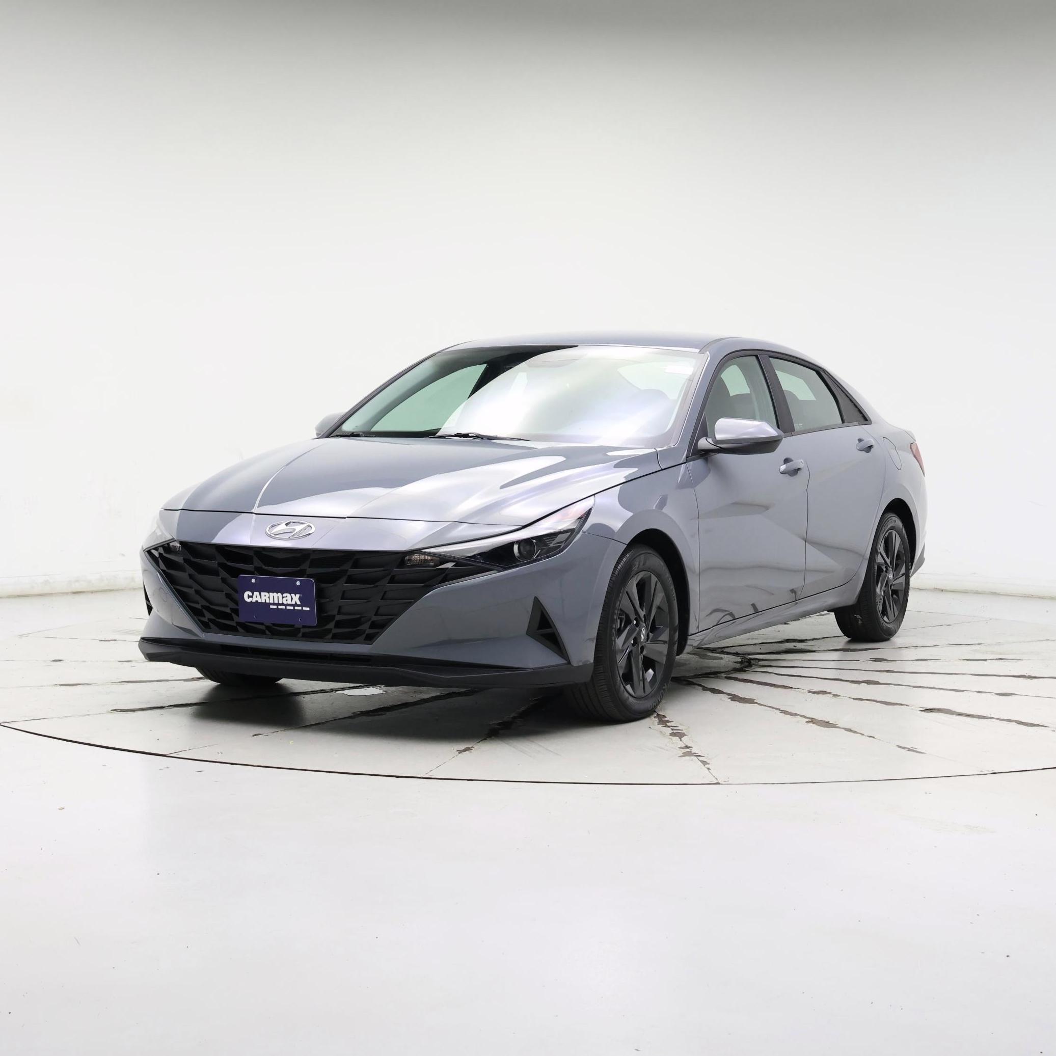 Thumbnail: 2023 Hyundai Elantra - 4