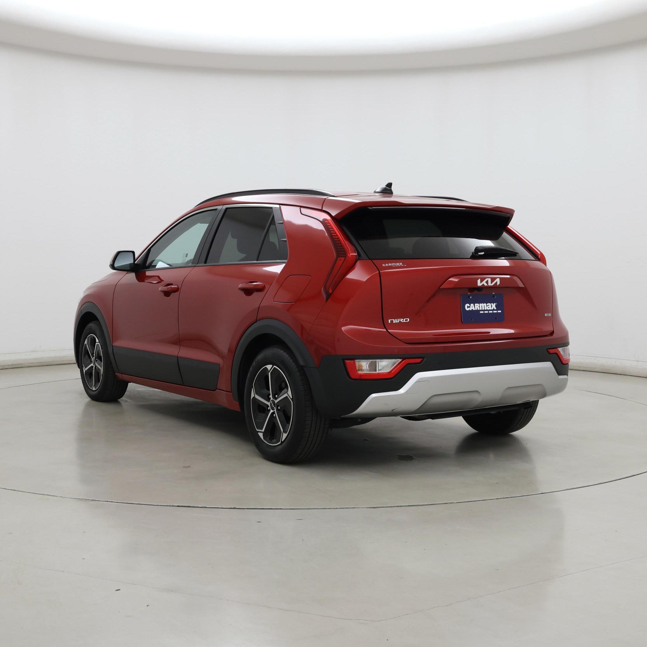 Thumbnail: 2023 Kia Niro - 2