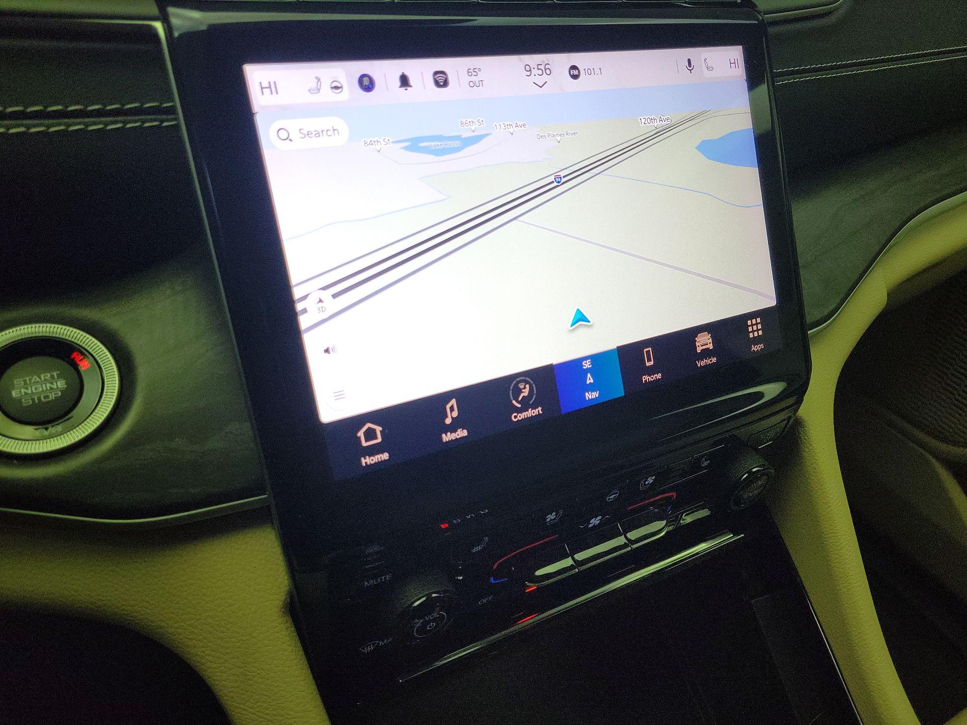 Thumbnail: 2023 Jeep Grand Cherokee - 14