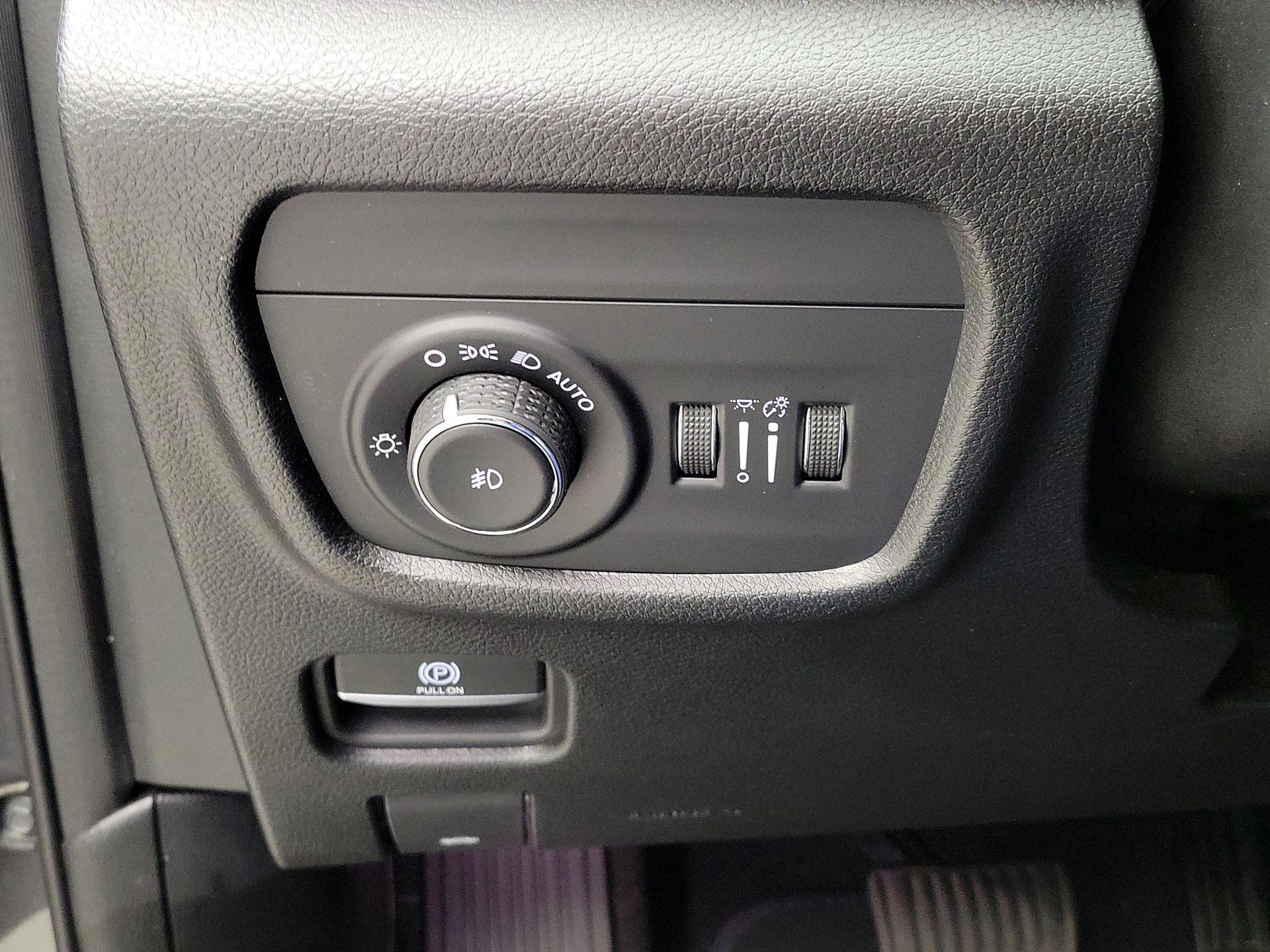 Thumbnail: 2022 Jeep Grand Cherokee L - 11