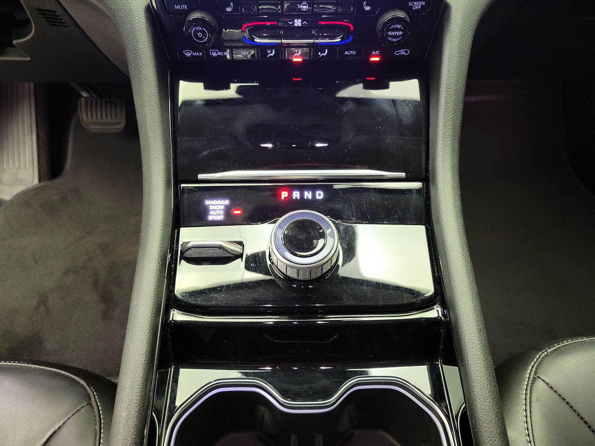 Thumbnail: 2022 Jeep Grand Cherokee L - 16