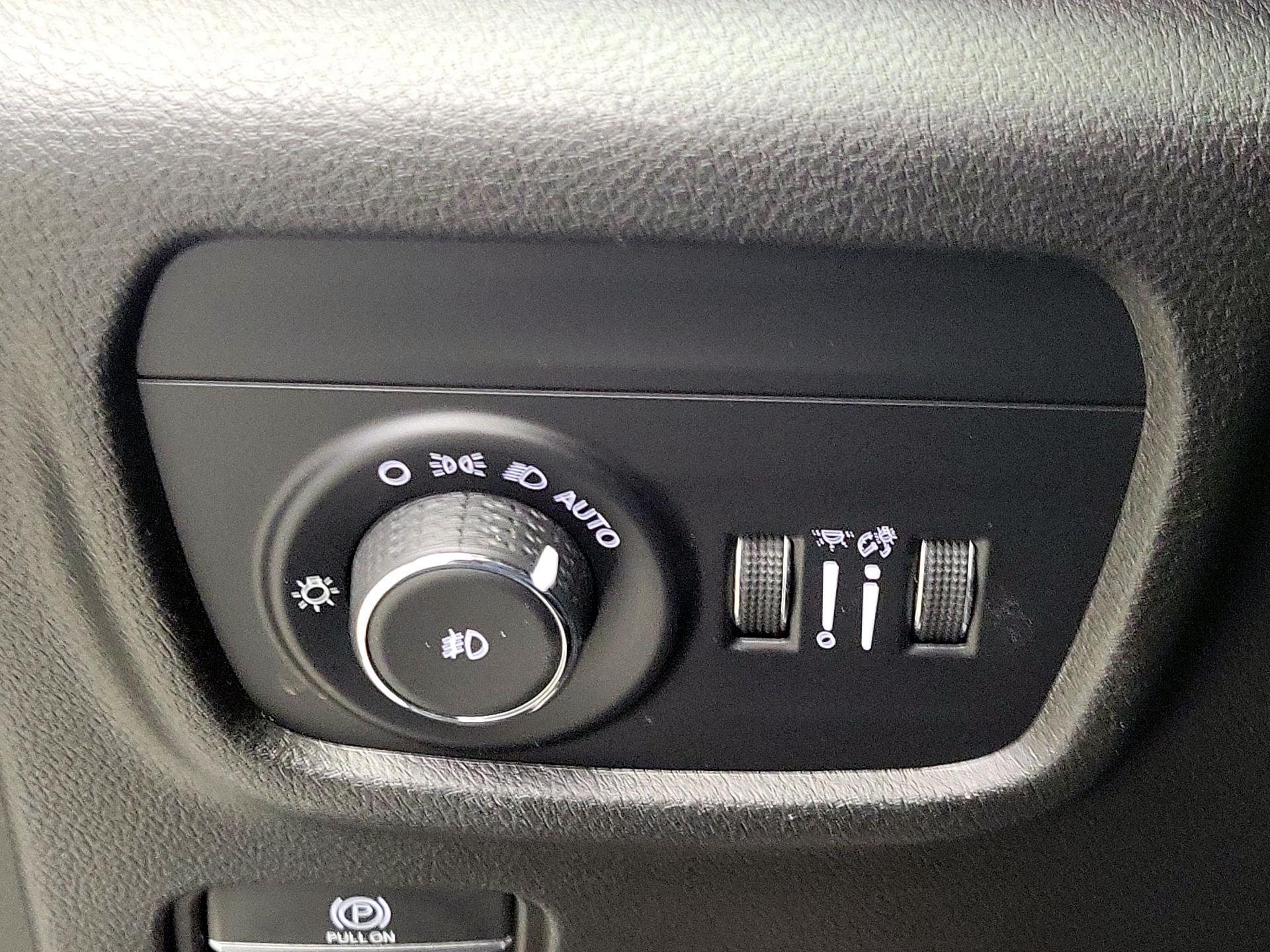 Thumbnail: 2022 Jeep Grand Cherokee L - 13