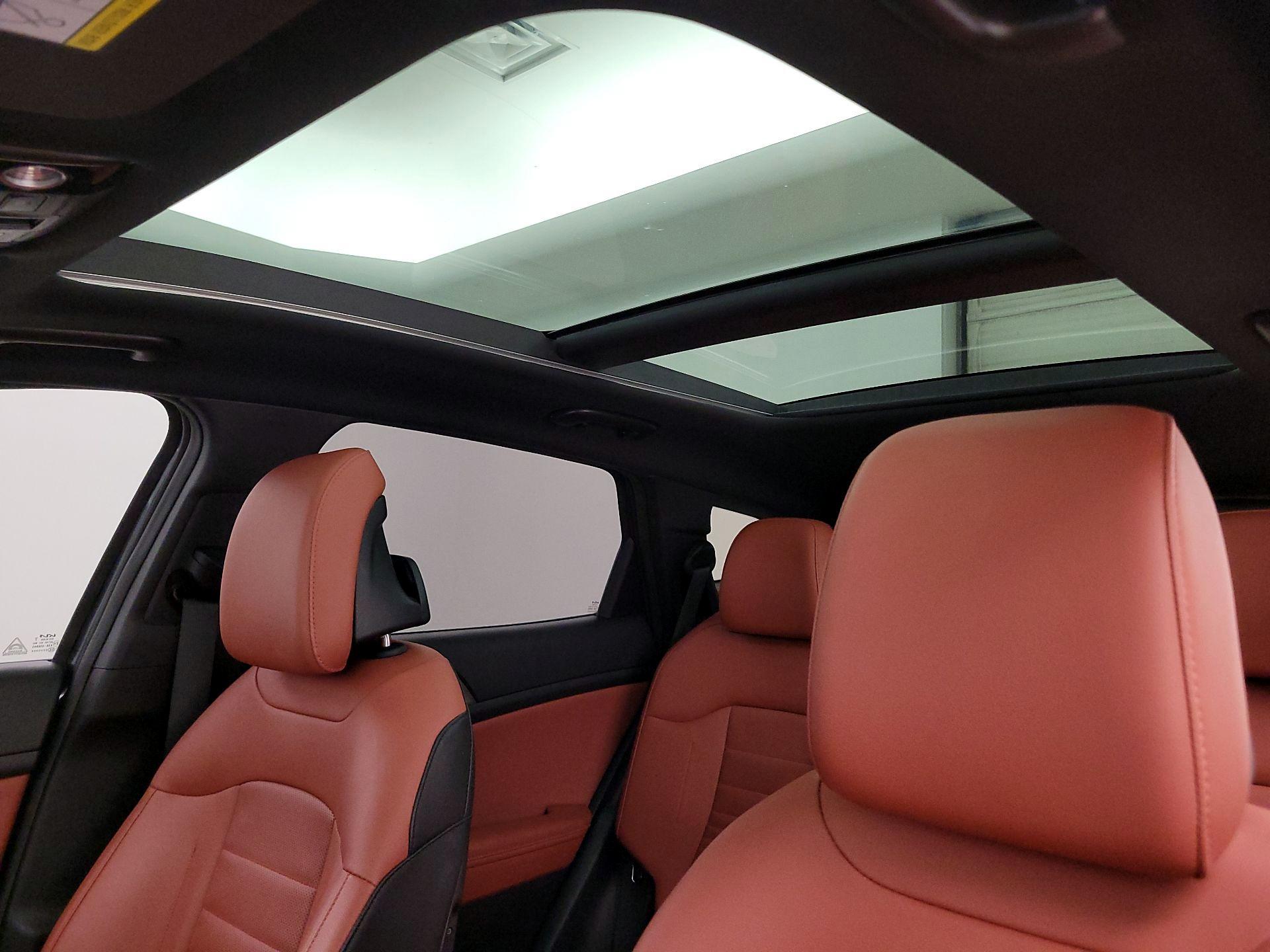 Thumbnail: 2023 Kia Sportage - 20