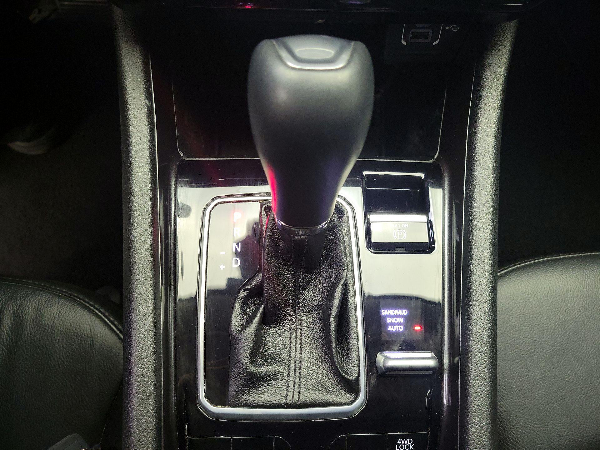 Thumbnail: 2022 Jeep Compass - 17