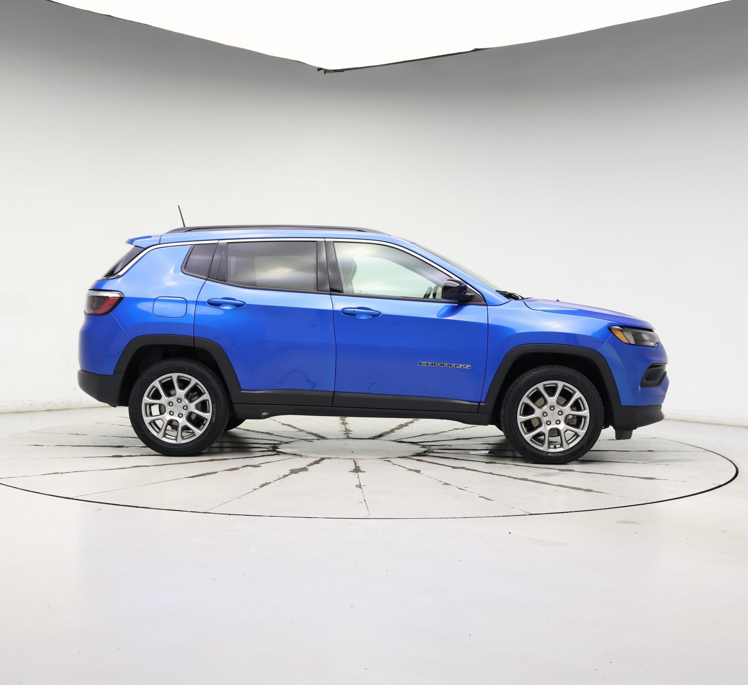Thumbnail: 2022 Jeep Compass - 7