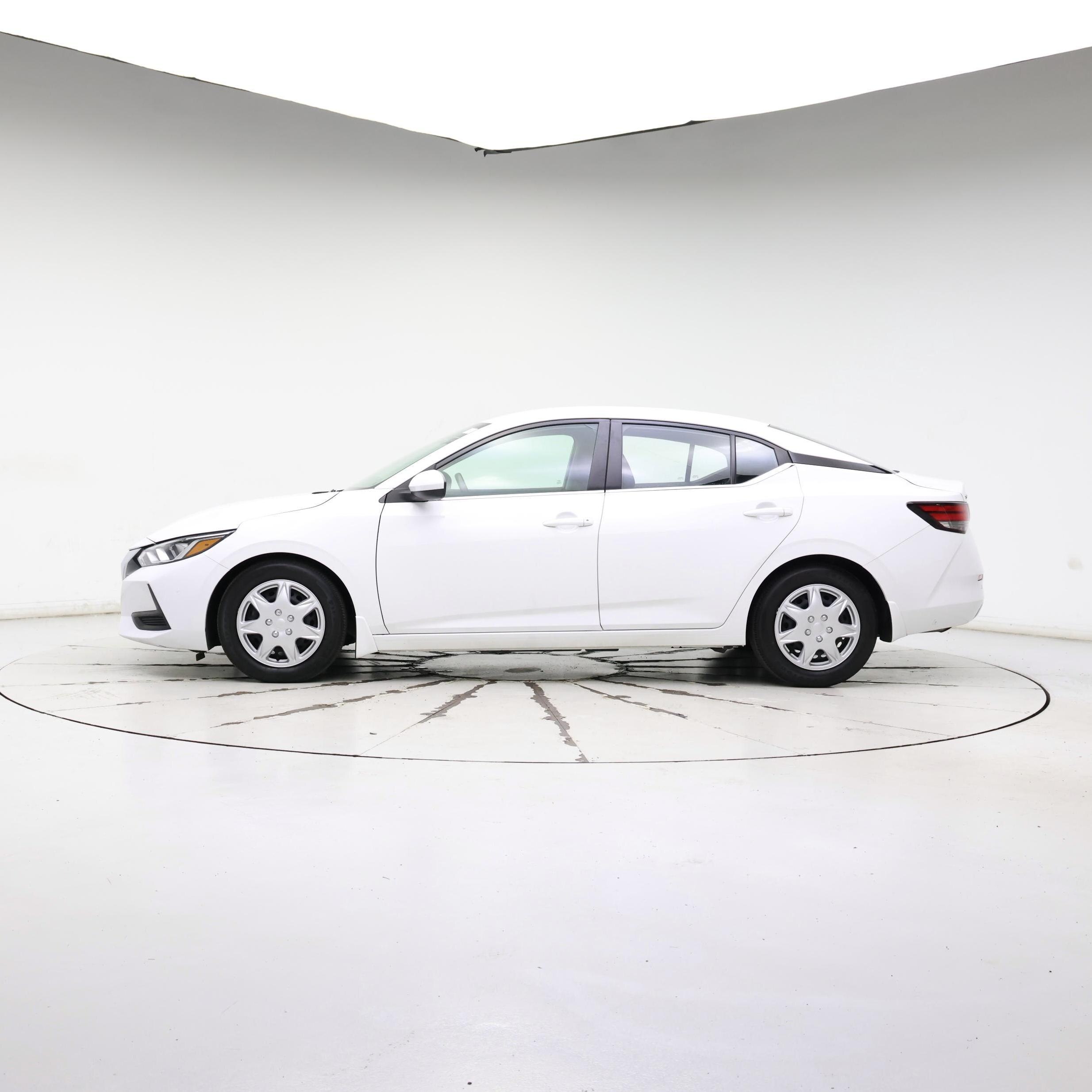 Thumbnail: 2020 Nissan Sentra - 3