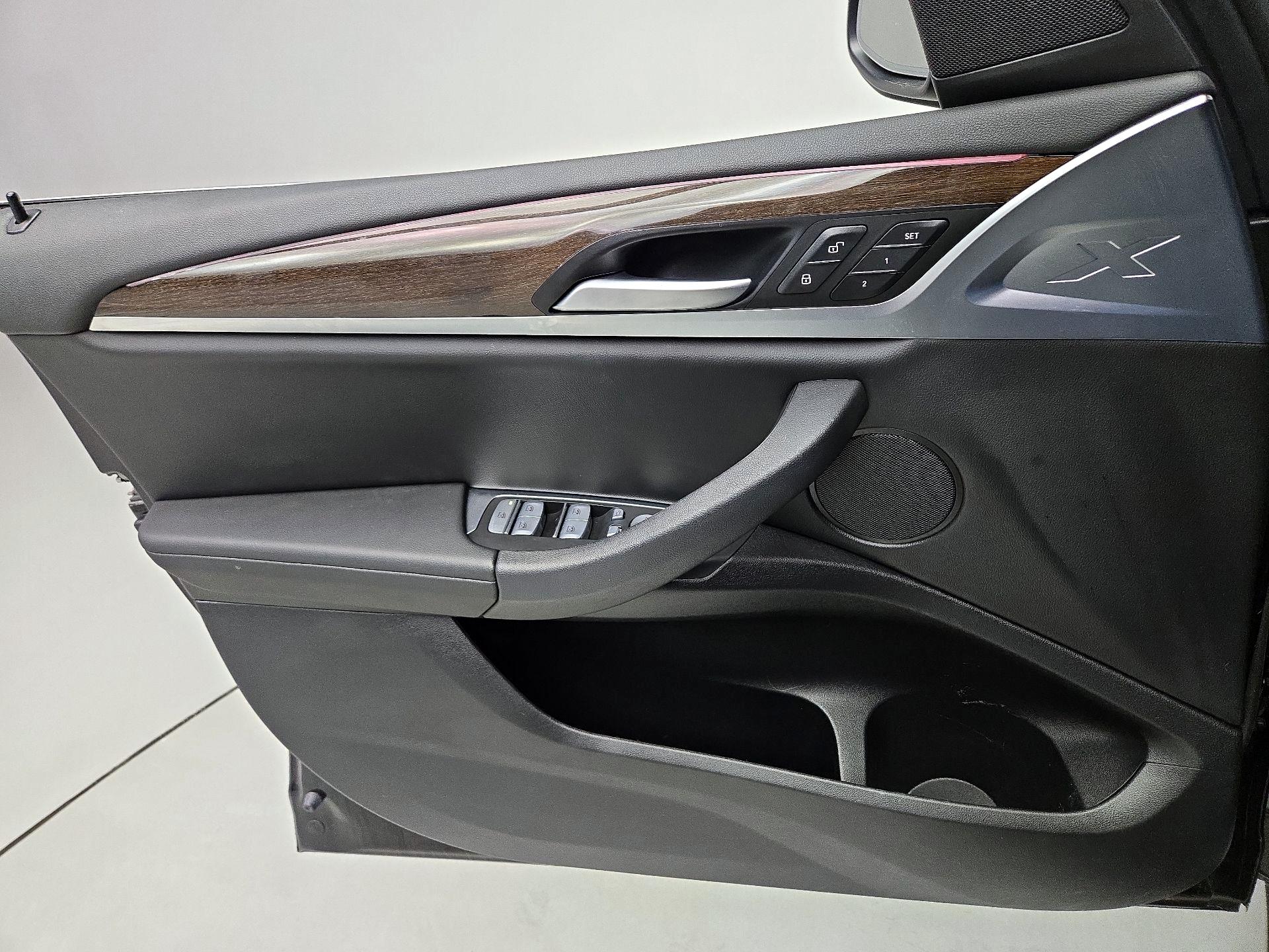 Thumbnail: 2022 BMW X3 - 12