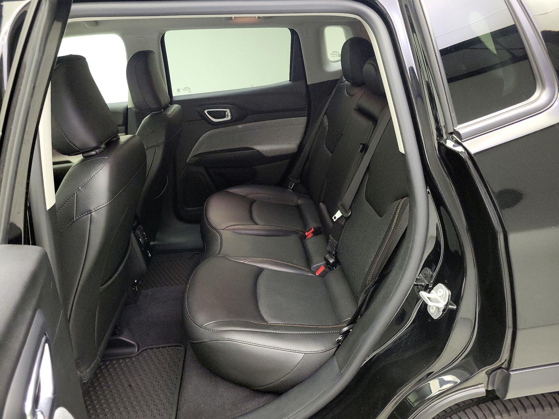 Thumbnail: 2022 Jeep Compass - 19