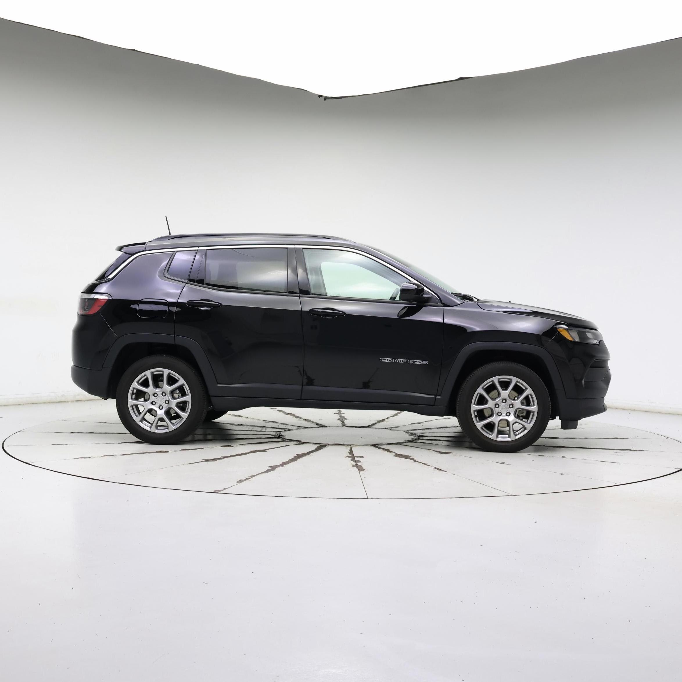 Thumbnail: 2022 Jeep Compass - 7
