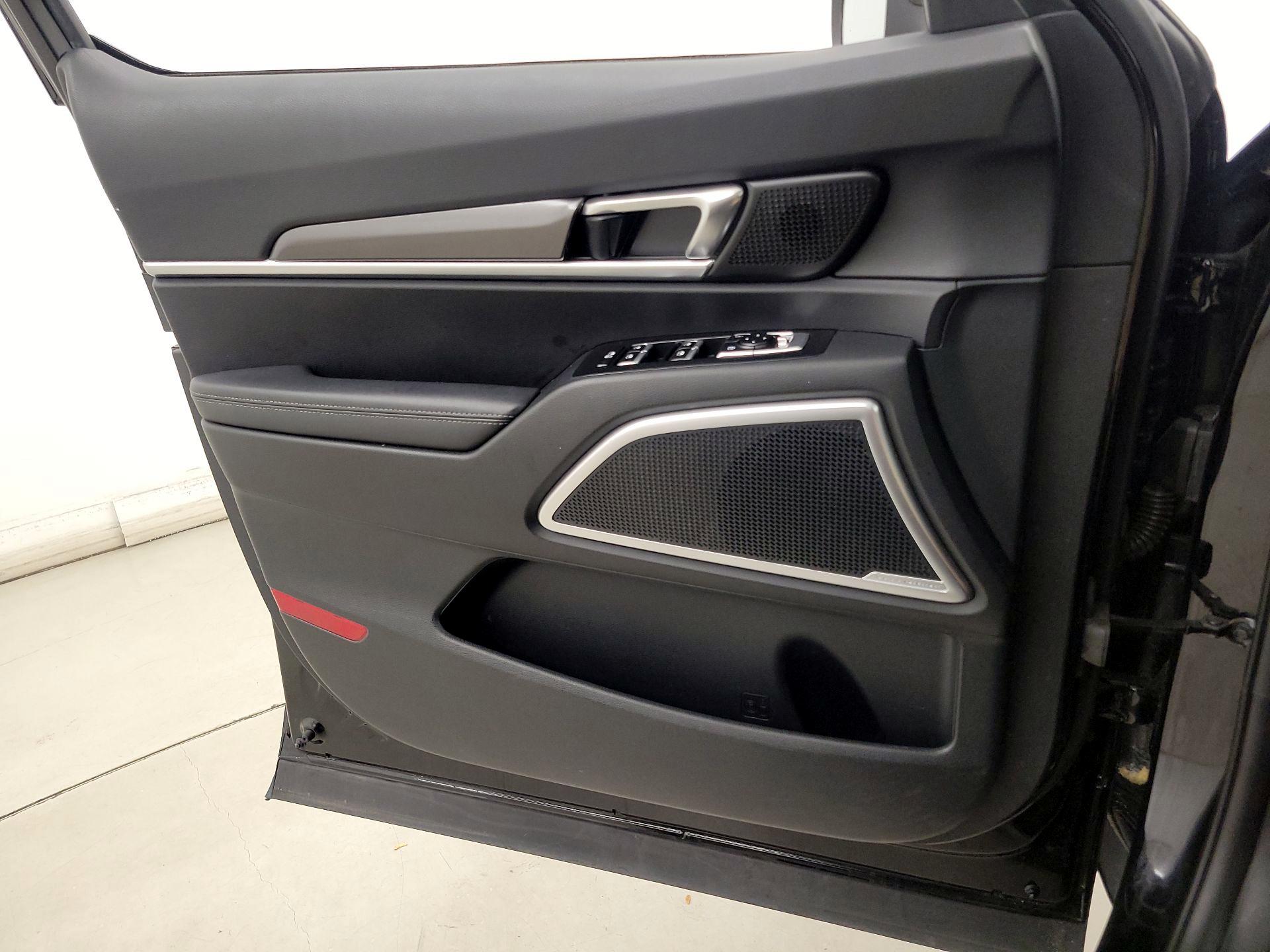 Thumbnail: 2023 Kia Telluride - 12