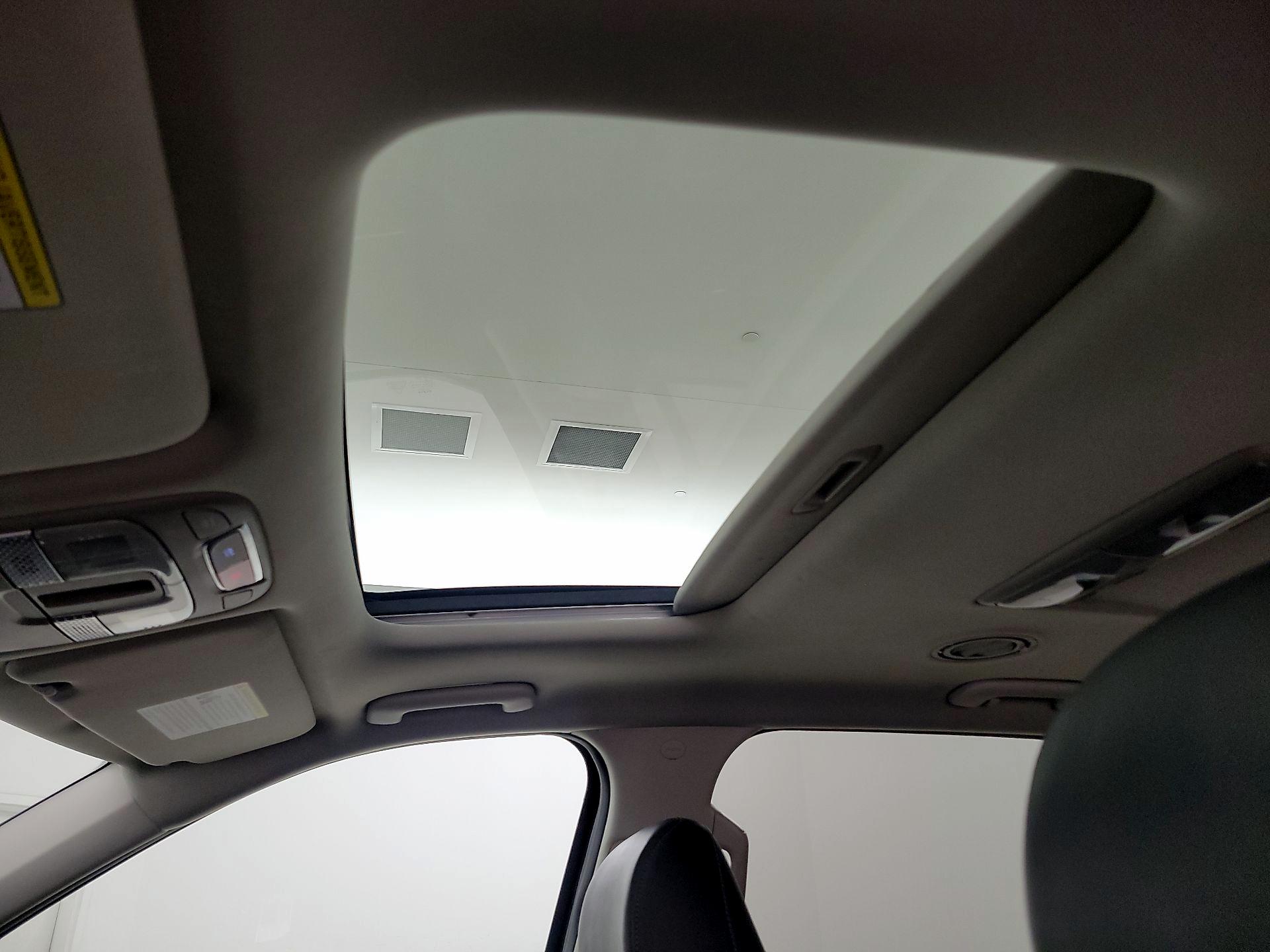 Thumbnail: 2023 Kia Telluride - 20