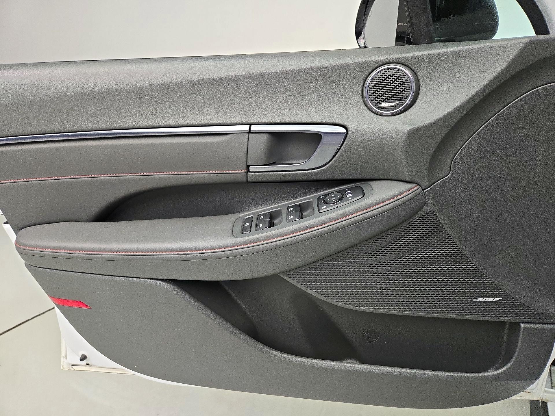 Thumbnail: 2022 Hyundai Sonata - 12